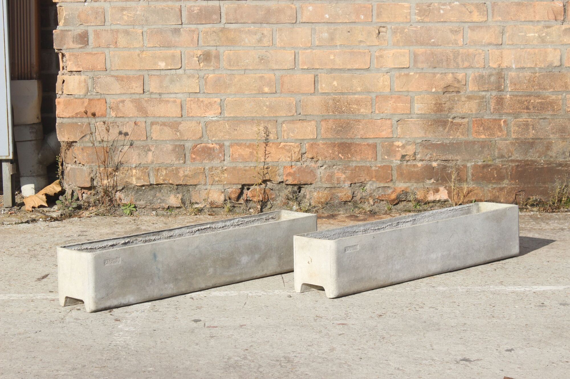 Pair of planters in eternit, switzerland 1970