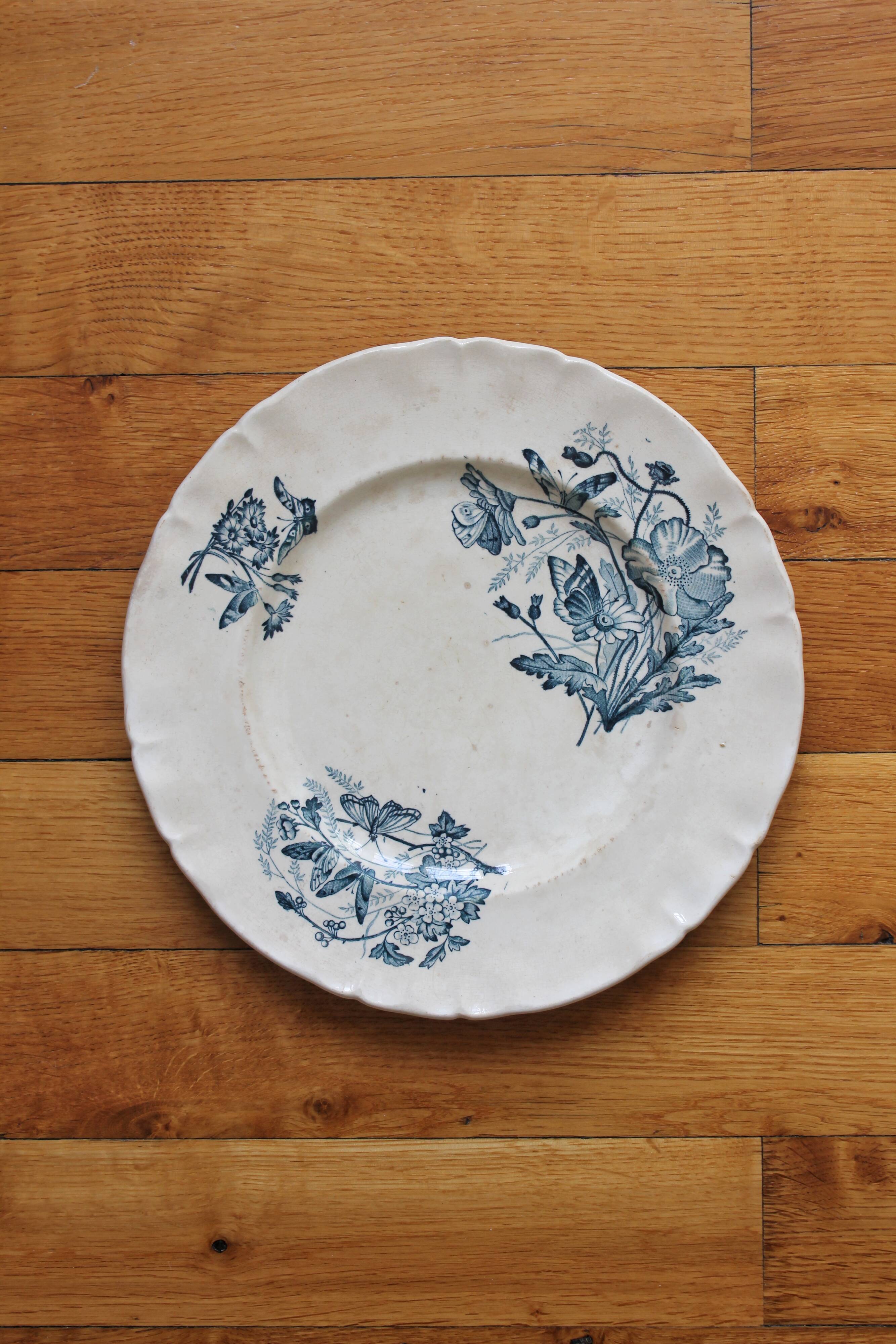 Round iron earth dish decoration flowers and butterflies P&R