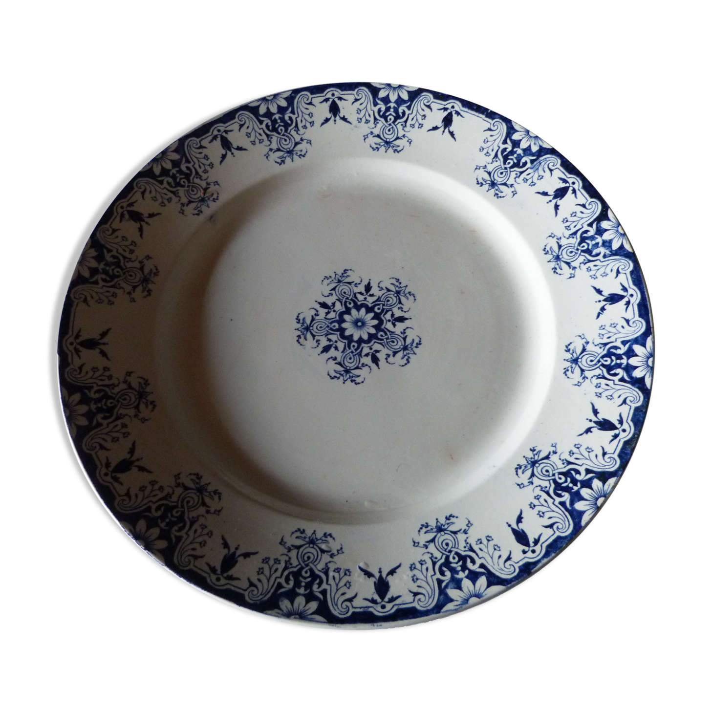 Large round ceramic dish Longwy model Rouen