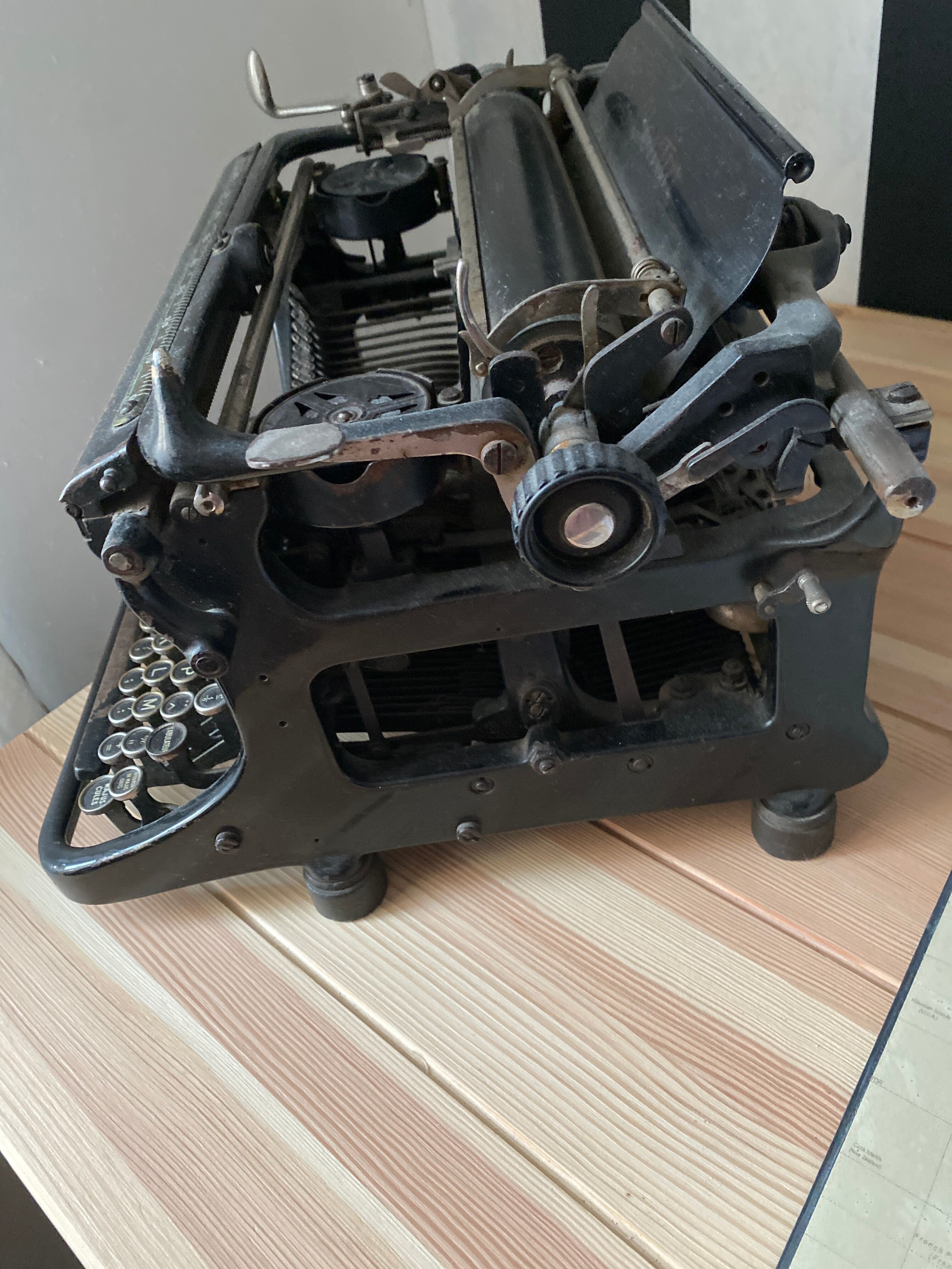 Machine à écrire Contin