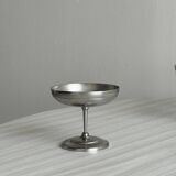 6 stainless steel footed bowls