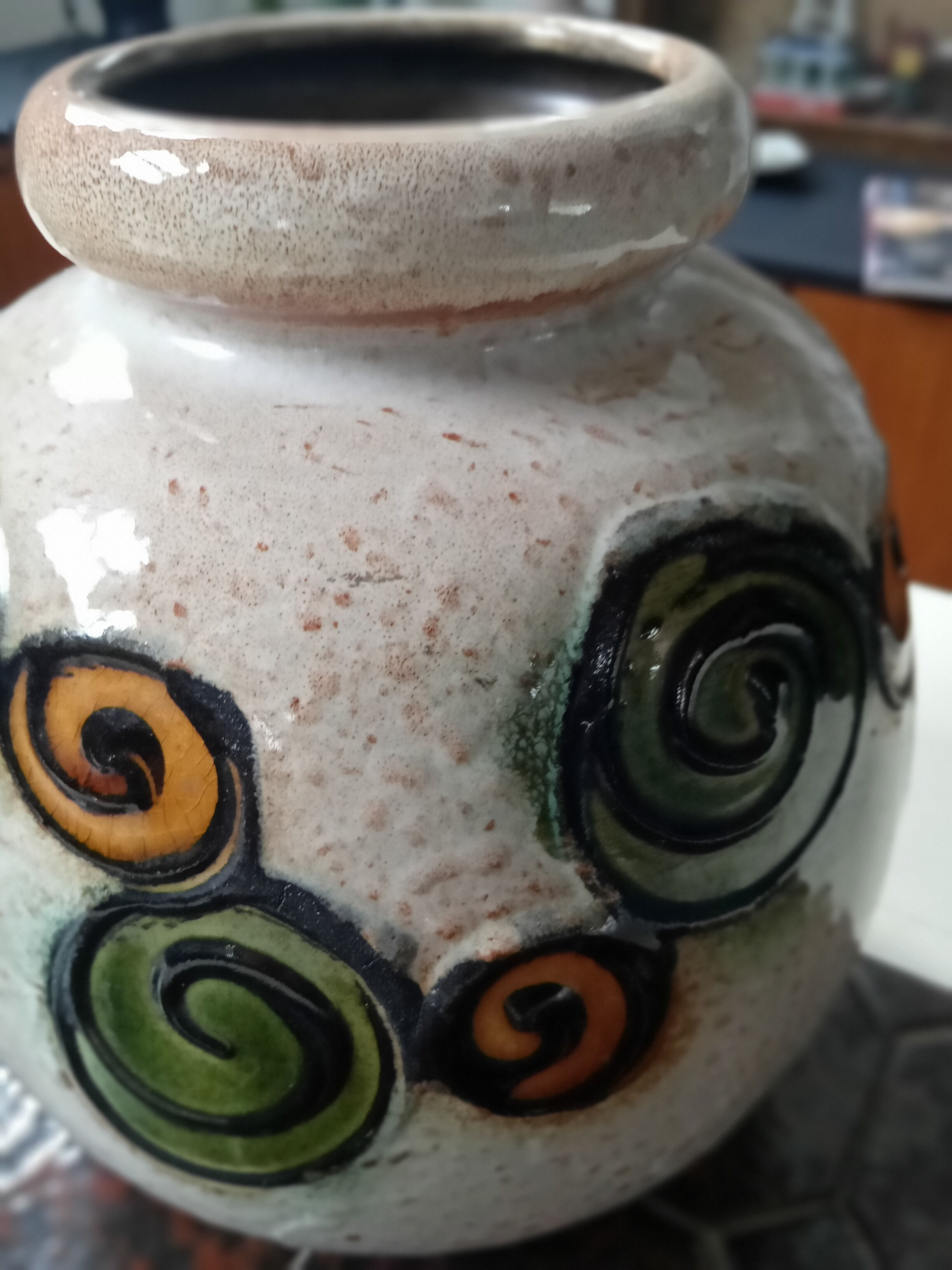 vase ball west germany