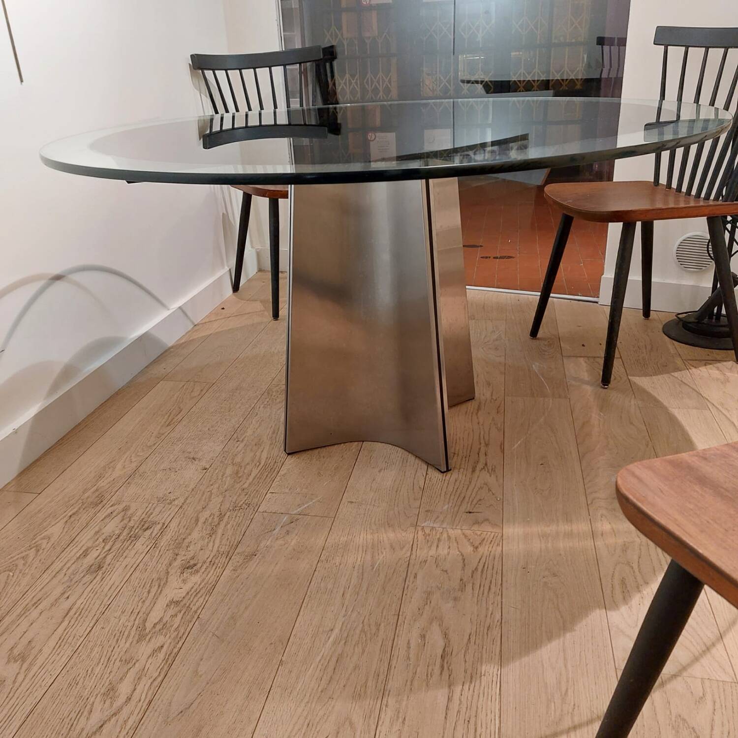 Luigi Saccardo round dining table