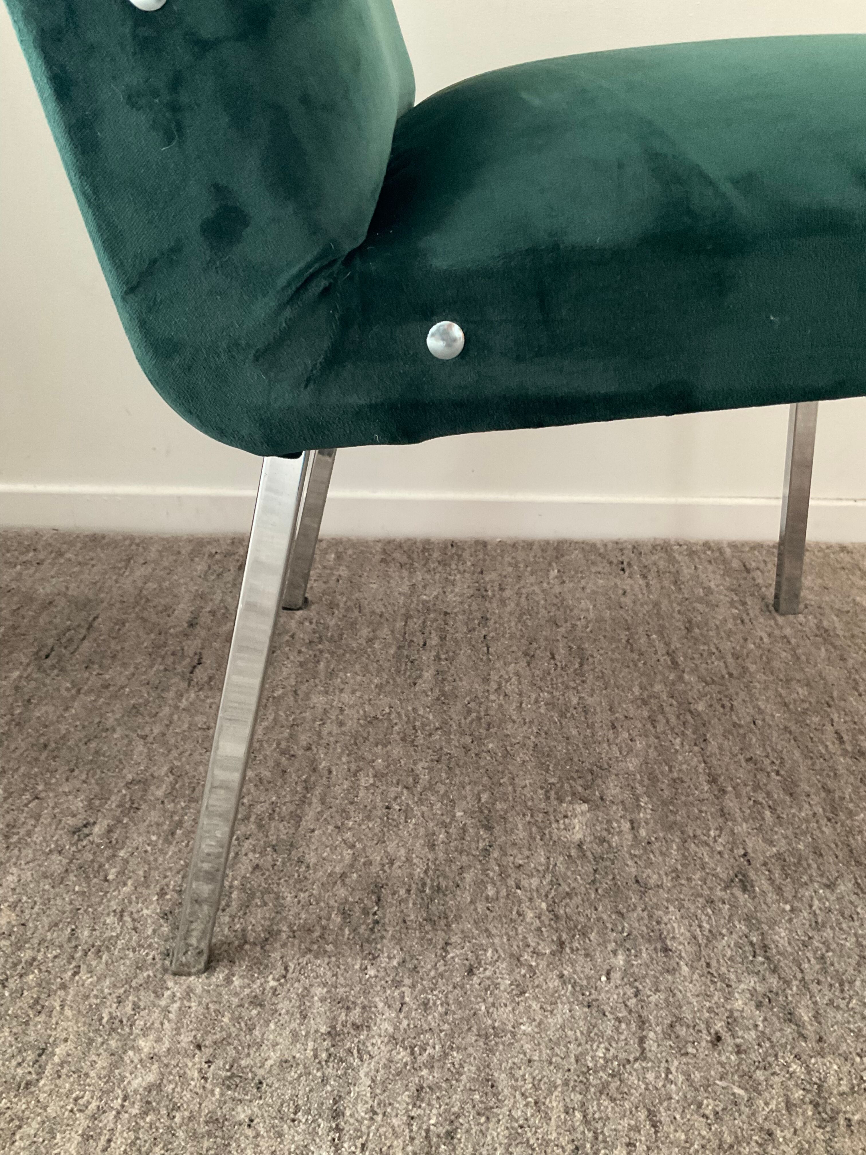 Vintage chair in green velvet and chrome legs