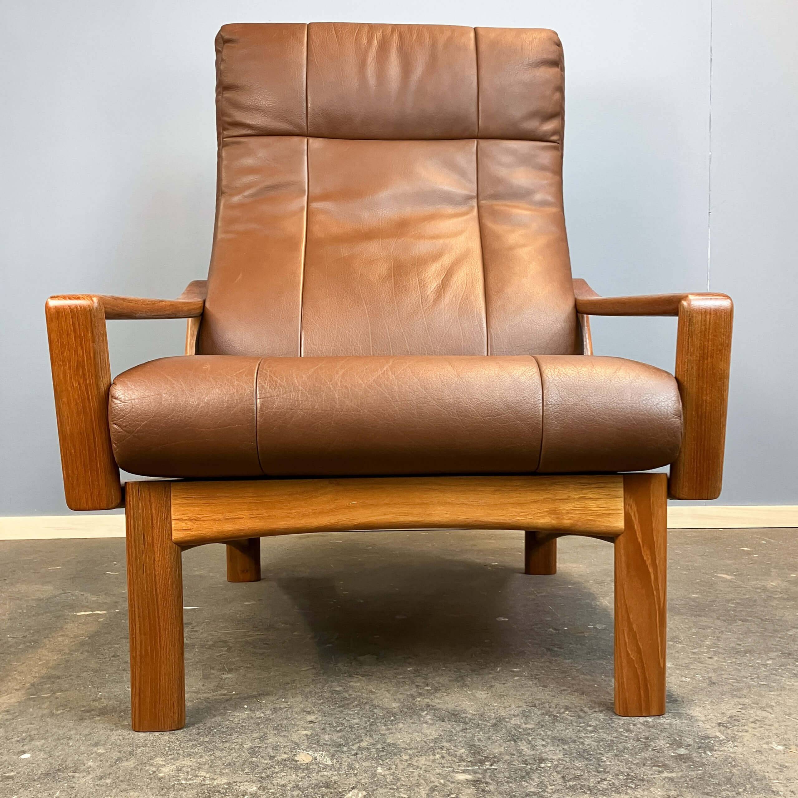 Lounge chair by Grete Jalk for Glostrup, teak and leather, 1960s