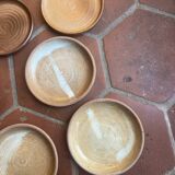 6 small stoneware plates