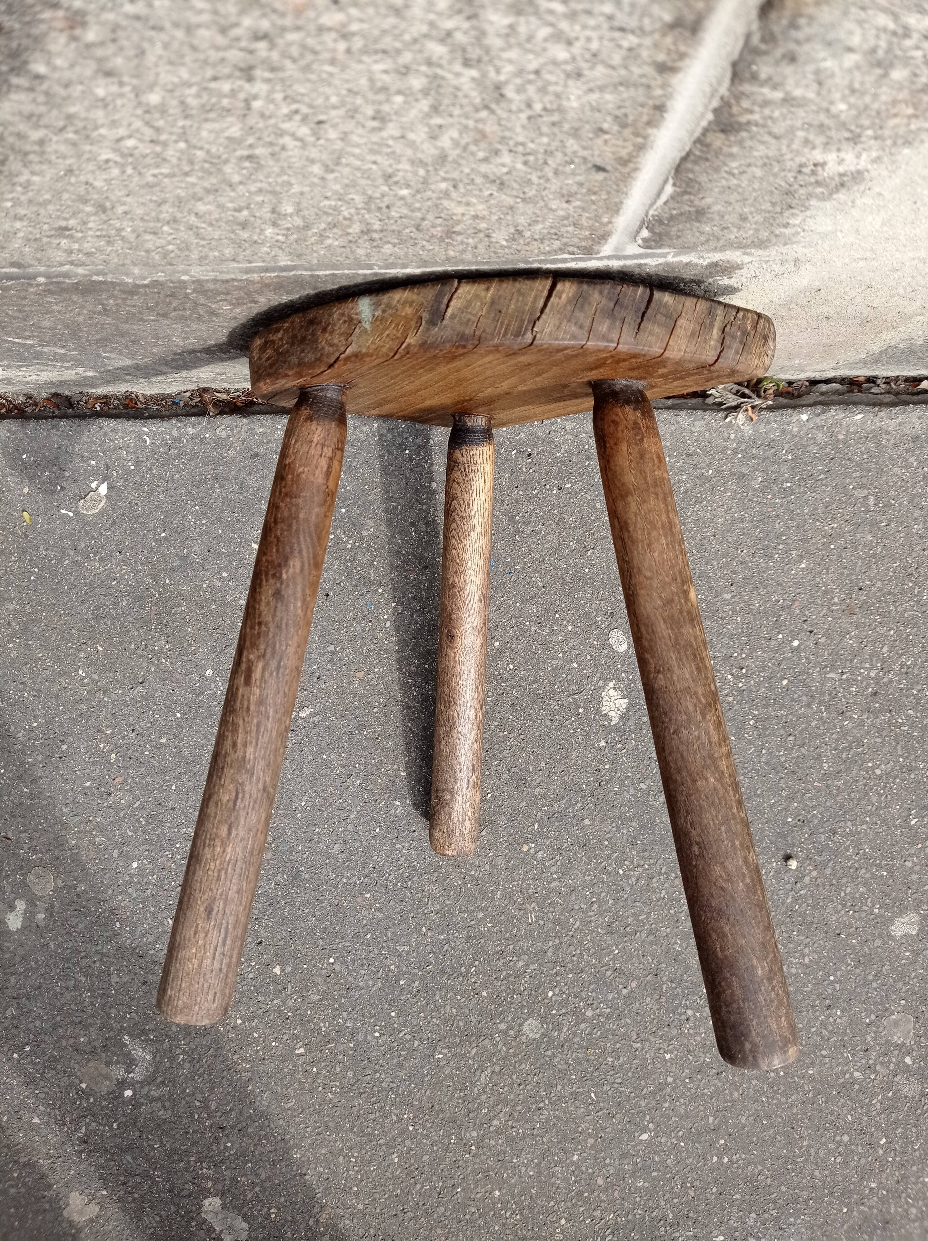 Tabouret trépieds