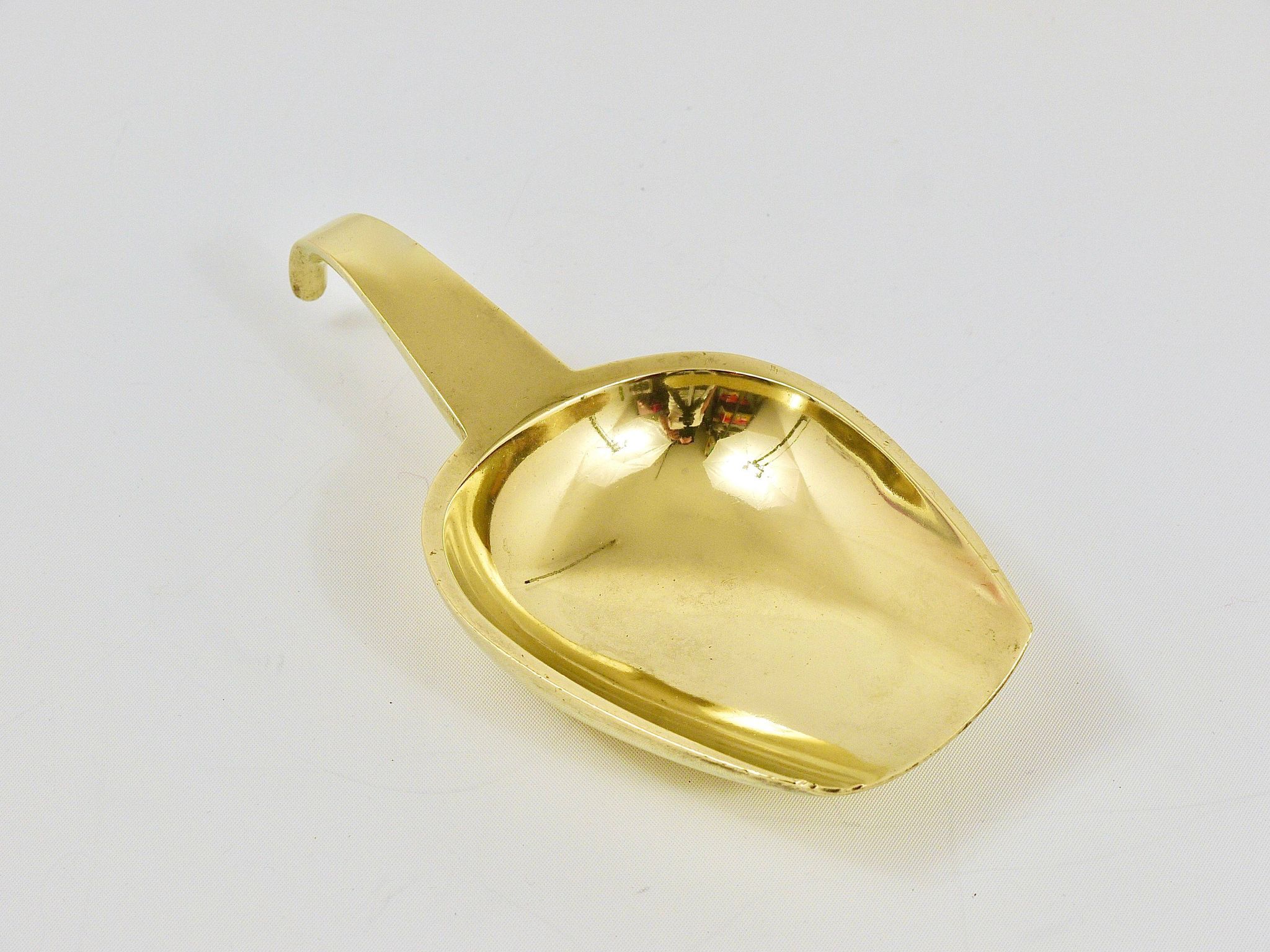 Carl Auböck Bowl or Scoop Ashtray Midcentury with Handle, Brass, Austria, 1950s