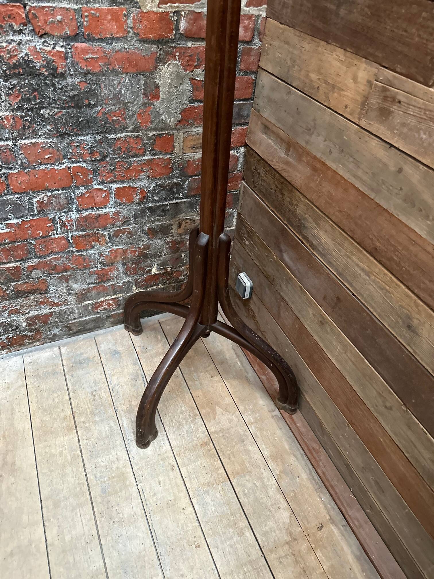 Thonet coat rack