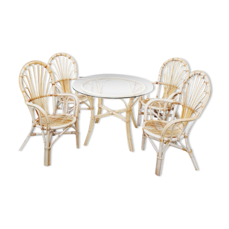 Table ronde en verre et rotin avec 4 fauteuils en rotin 1960