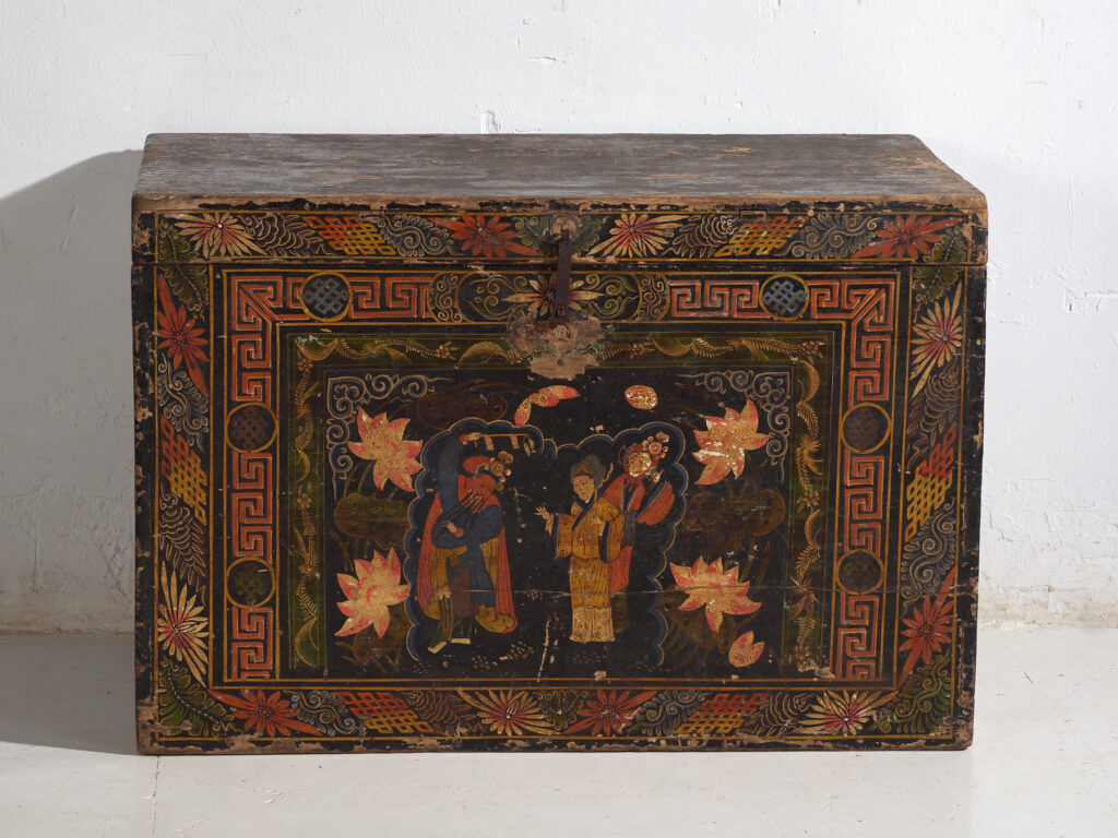 Antique Chinese chest painted in pine wood – China, circa 1900