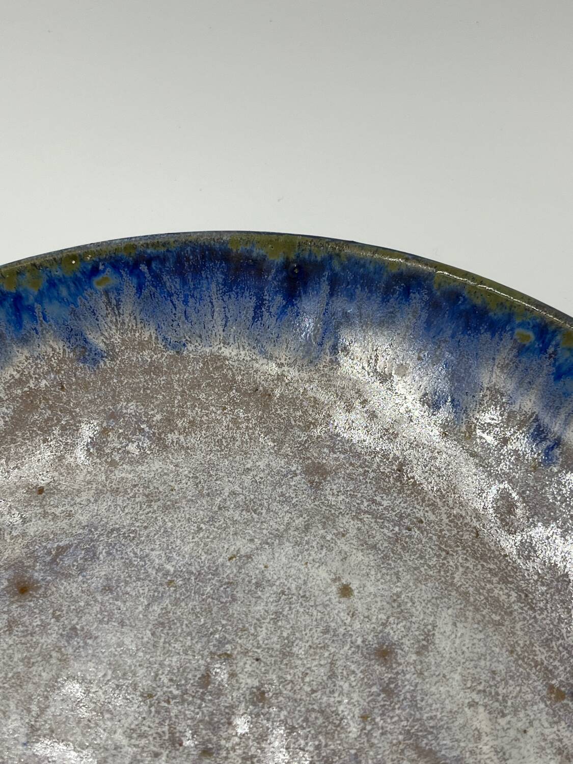 Set of 2 earthenware soup plates