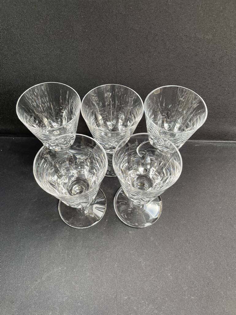2899 – 5 Saint Louis wine glasses Jersey service In strong cut crystal