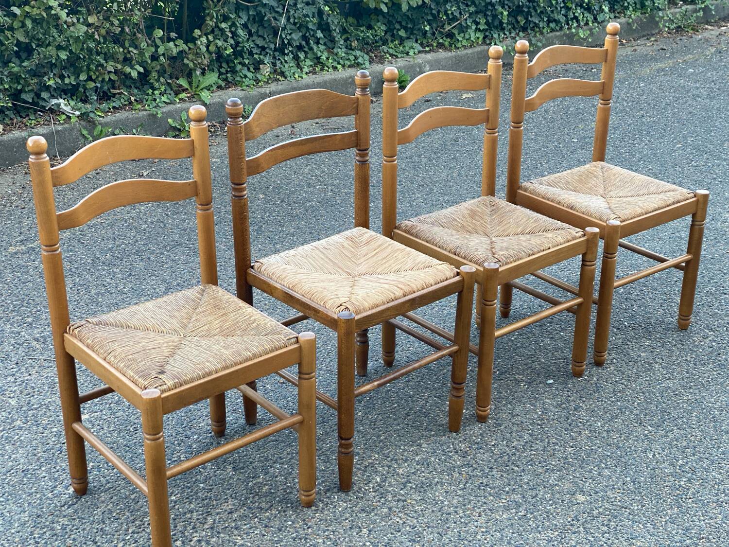 4 chaises bois massif et paille