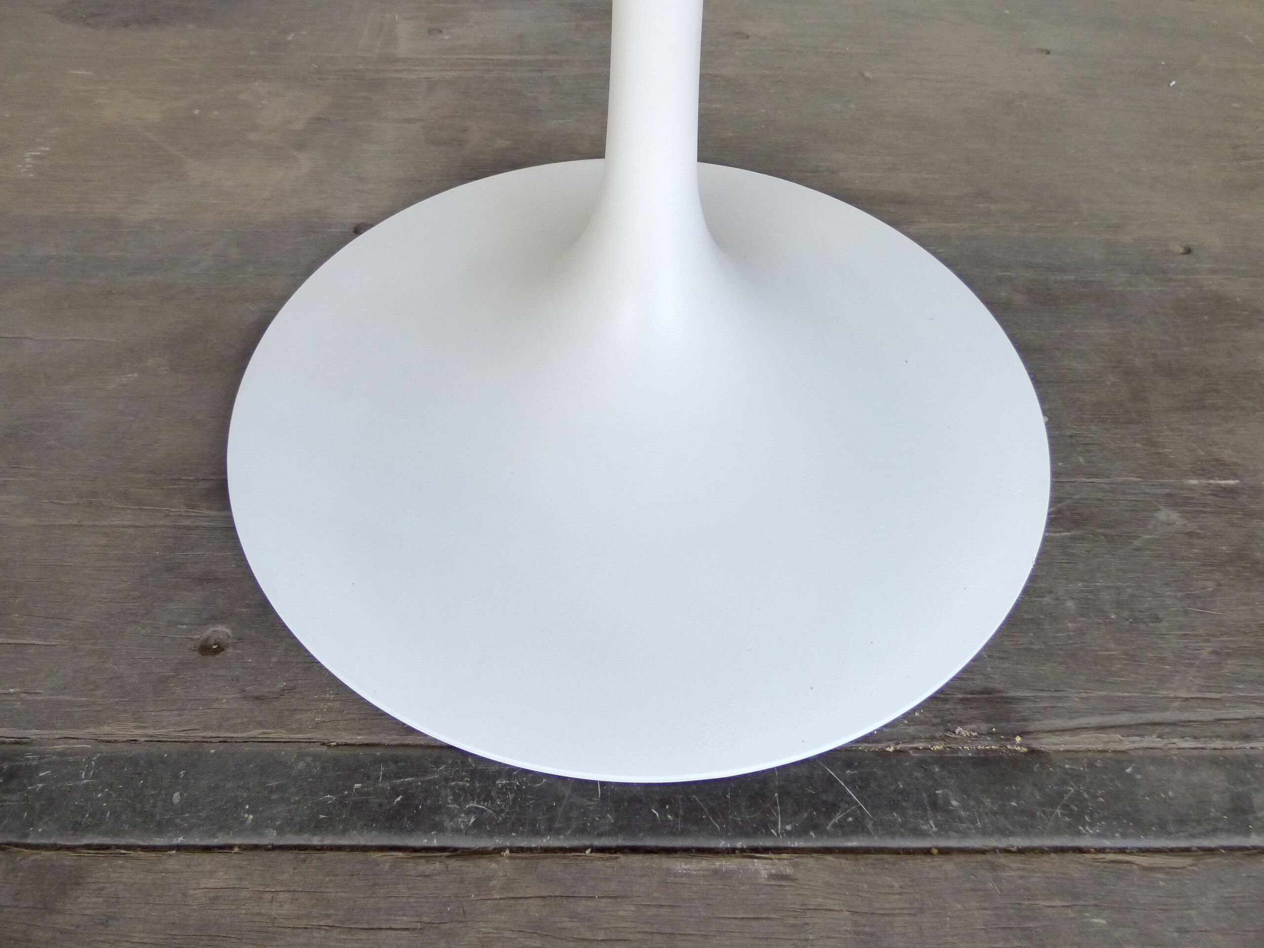 Marble table Knoll by Eero Saarinen