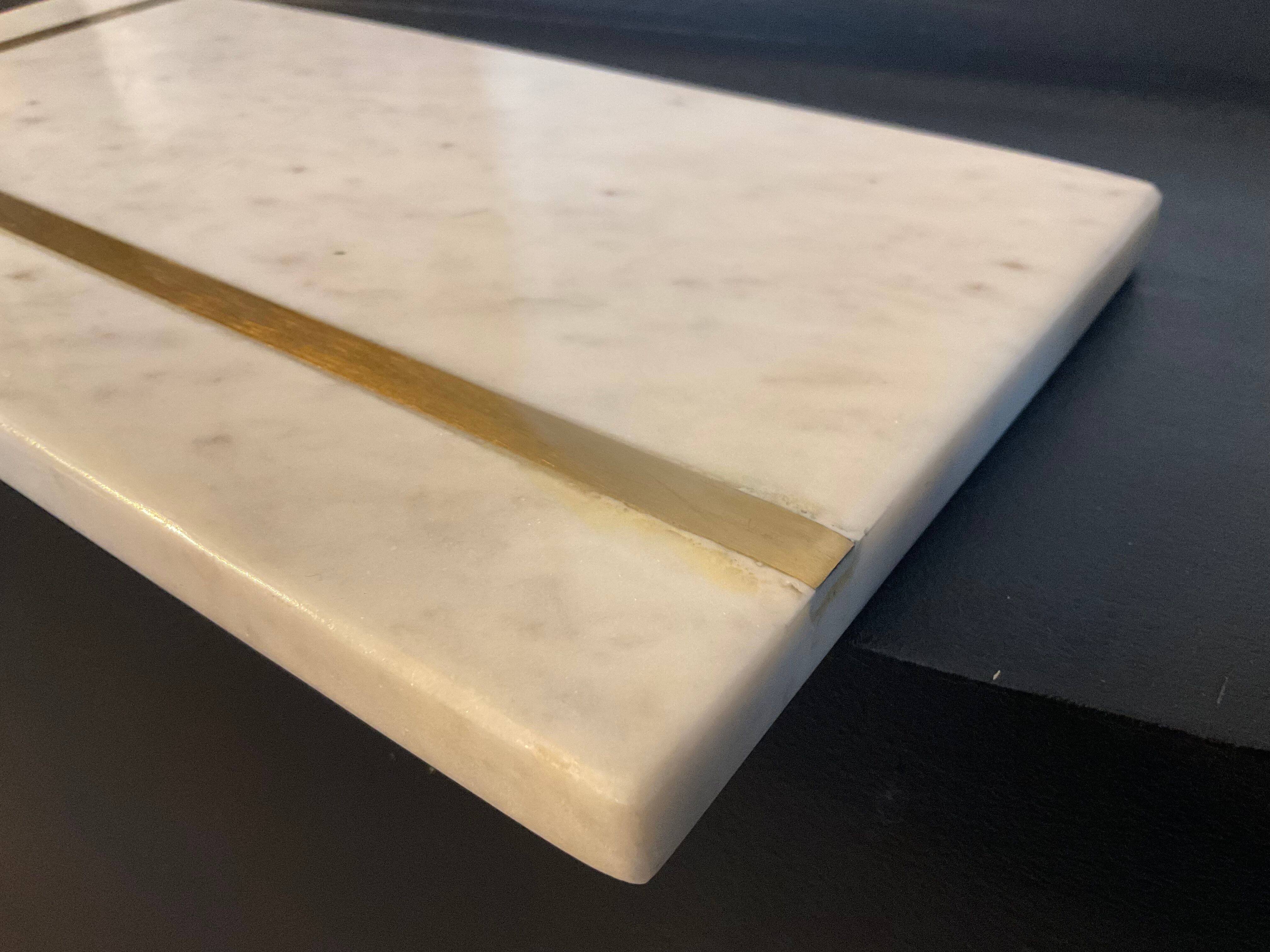 Vintage top in Carrara marble and brass 70s