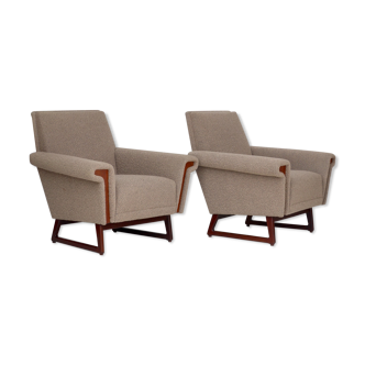 Mid-Century Scandinavian Lounge Chairs. Set of 2