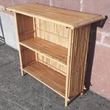 Bamboo counter or bar. (With 2 folding high chairs)