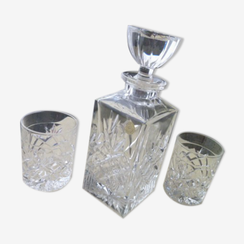 Whisky decanter and its 2 matching glasses in Bohemian Crystal