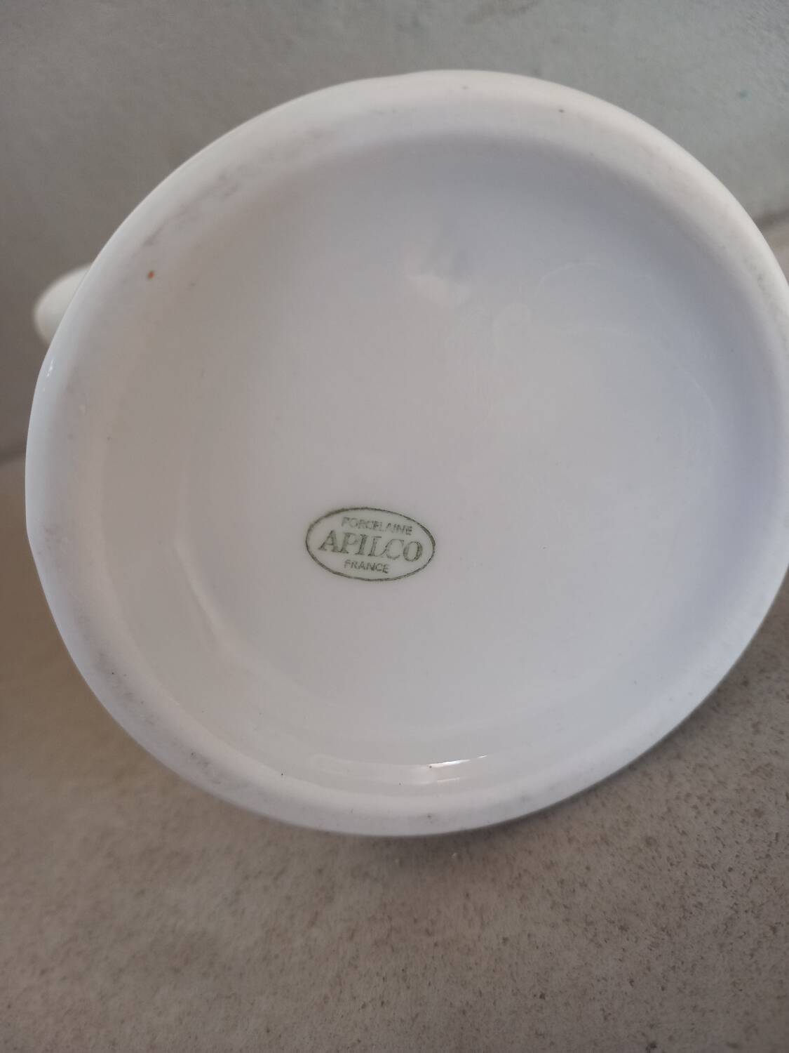 Plain white milk jug / pitcher 300 ml