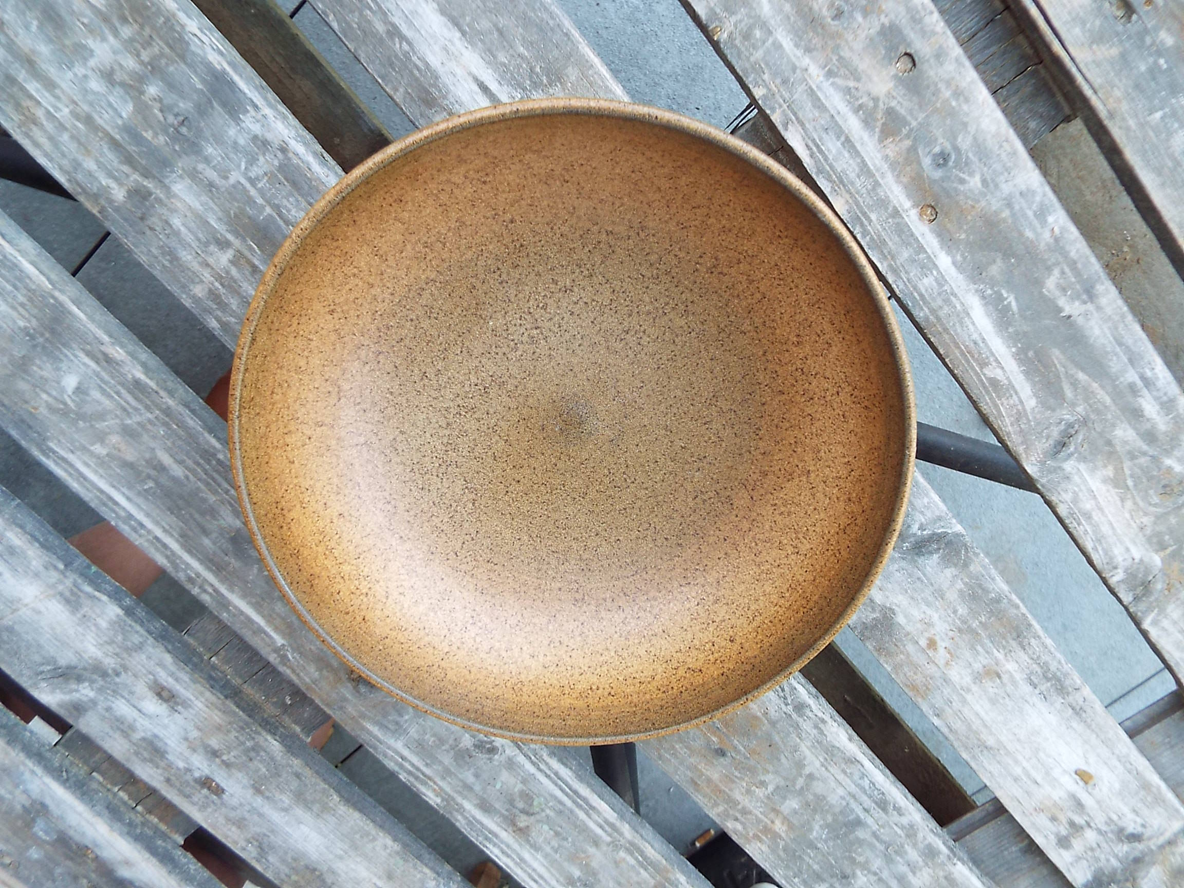Stoneware salad bowl