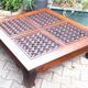 Table basse carrée en bois sculpté massif exotique Pier import, 1980