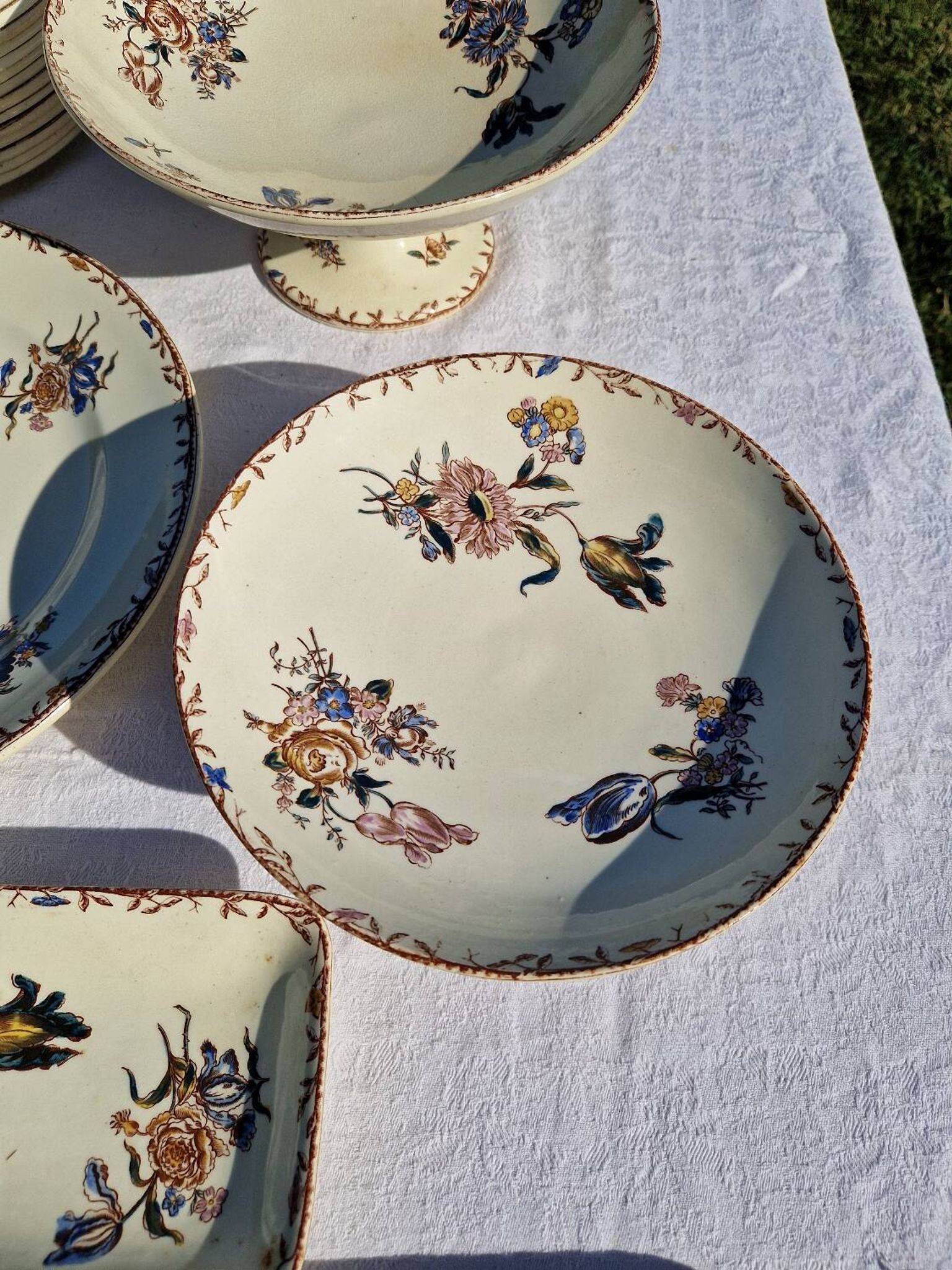 Clairefontaine earthenware plate and fruit bowl set, Saxe model