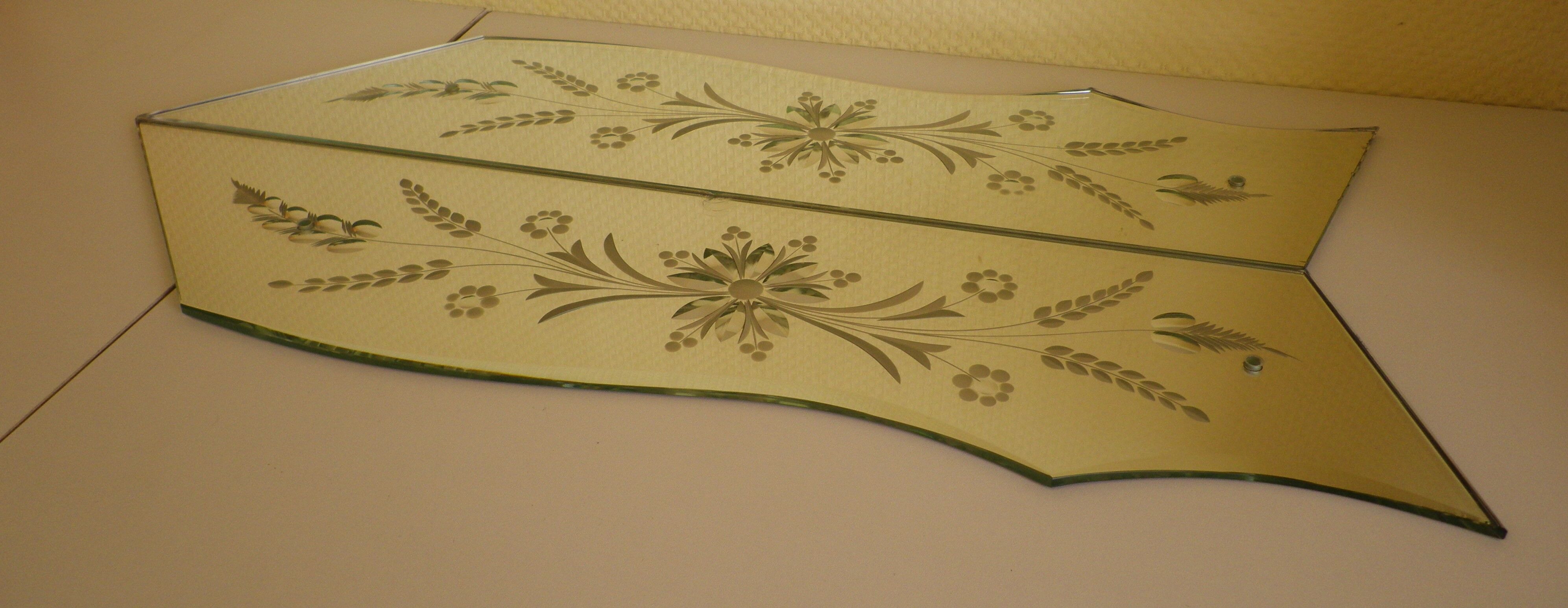 Double Venetian mirror, asymmetrical, beveled