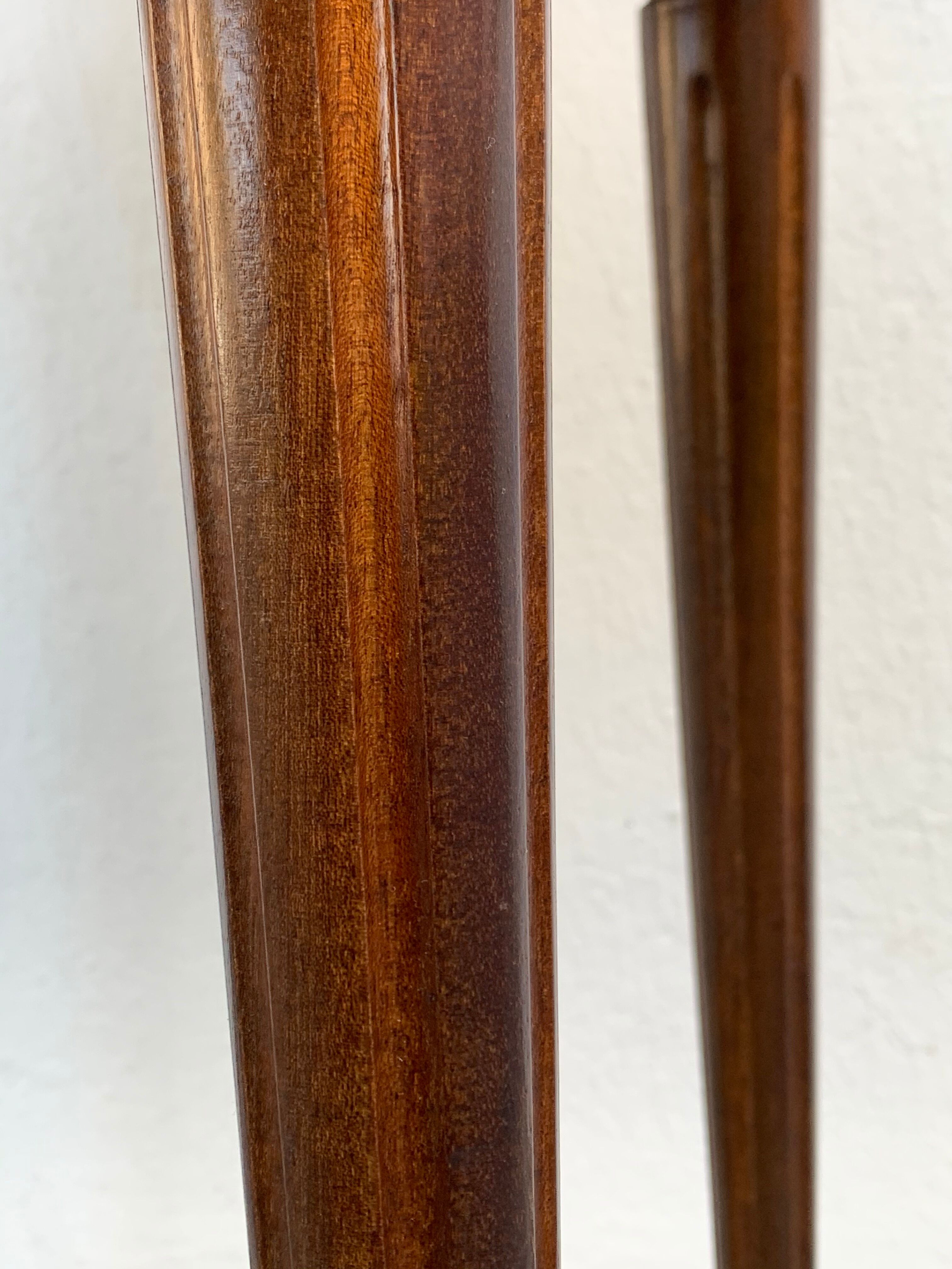 Marble bouillotte table