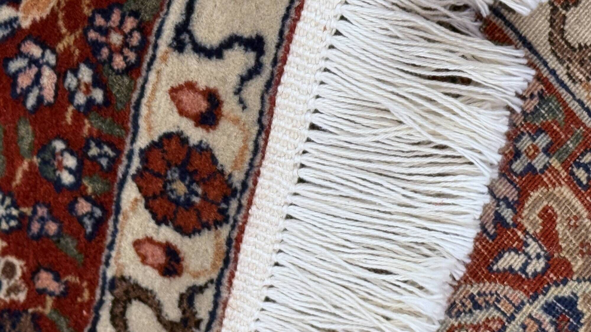 Luxury Turkish Hand-Knotted "Tree of Life" Rug, 134 × 196 cm, in Wool and Cotton