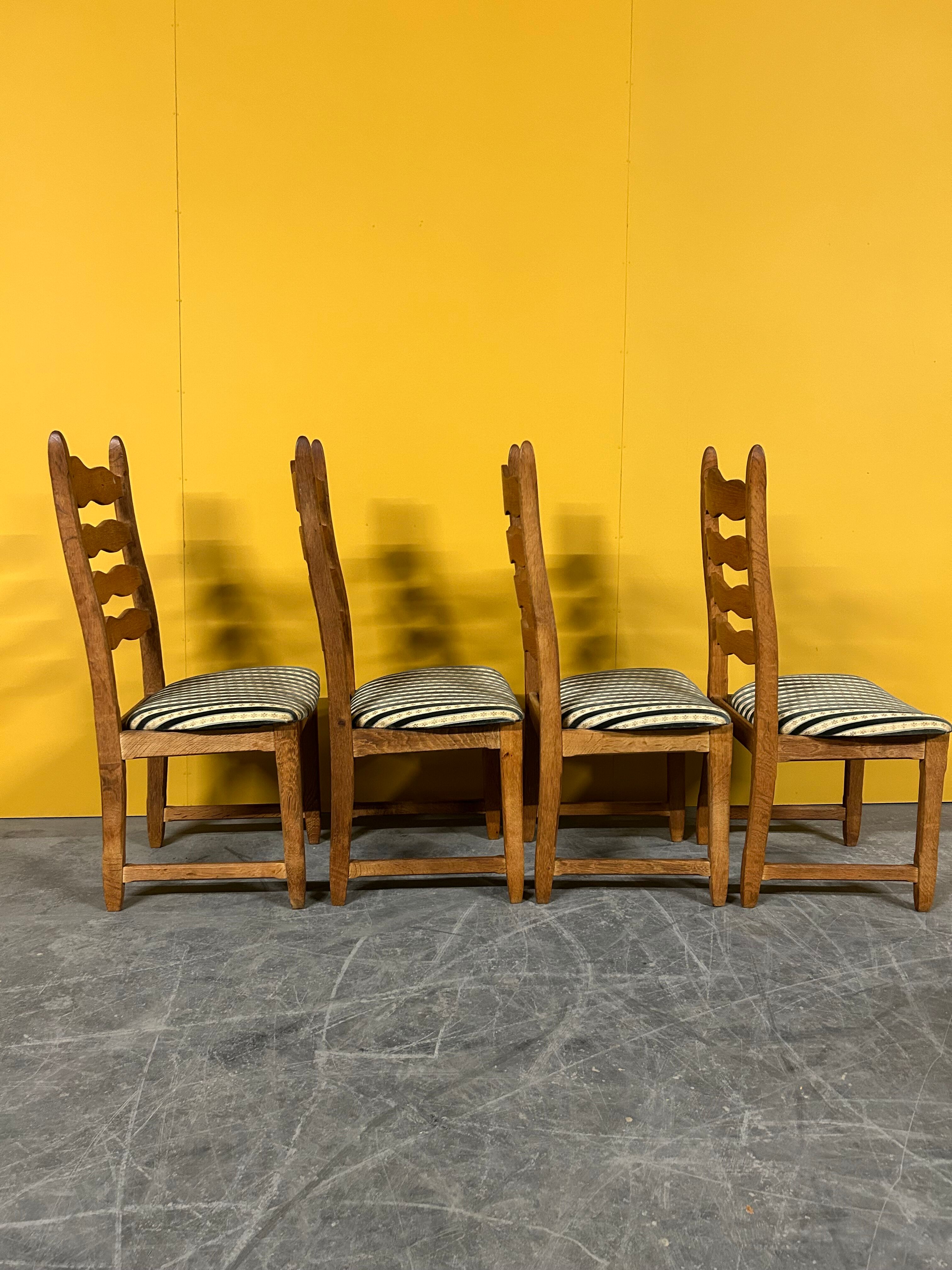 Set of 4 vintage oak dining chairs