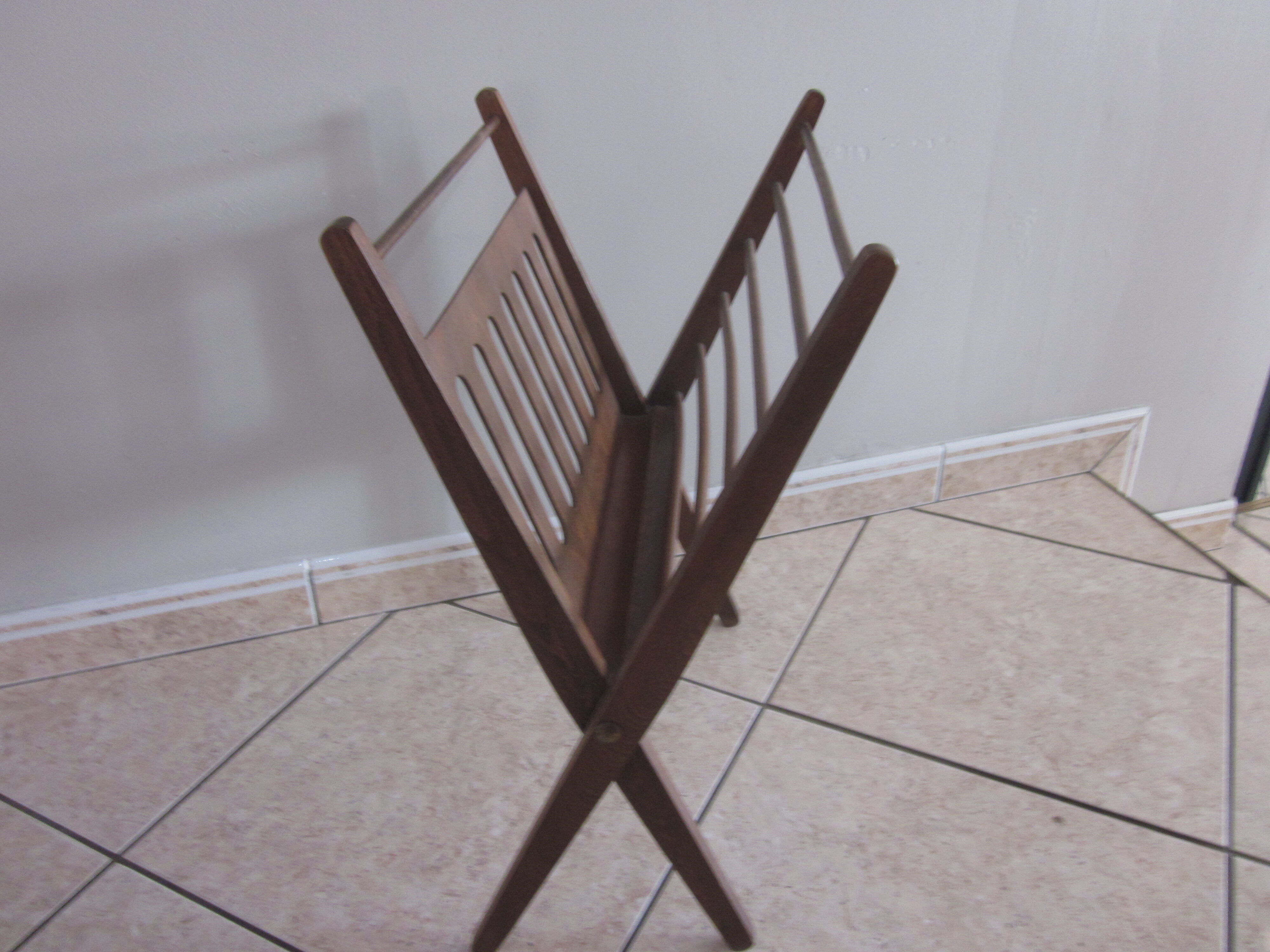 Vintage magazine holder