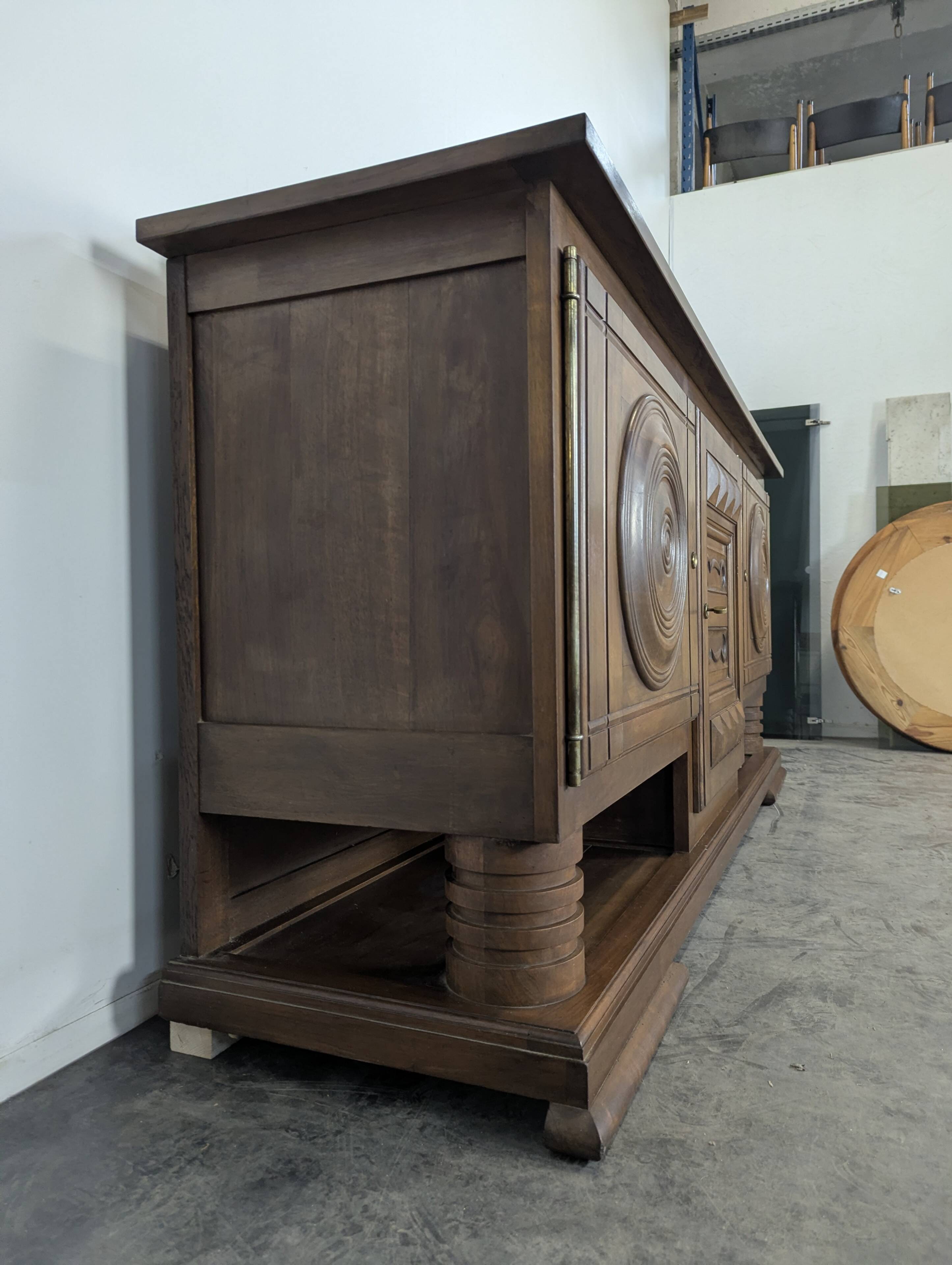 Enfilade by Etienne Kohlmann in walnut