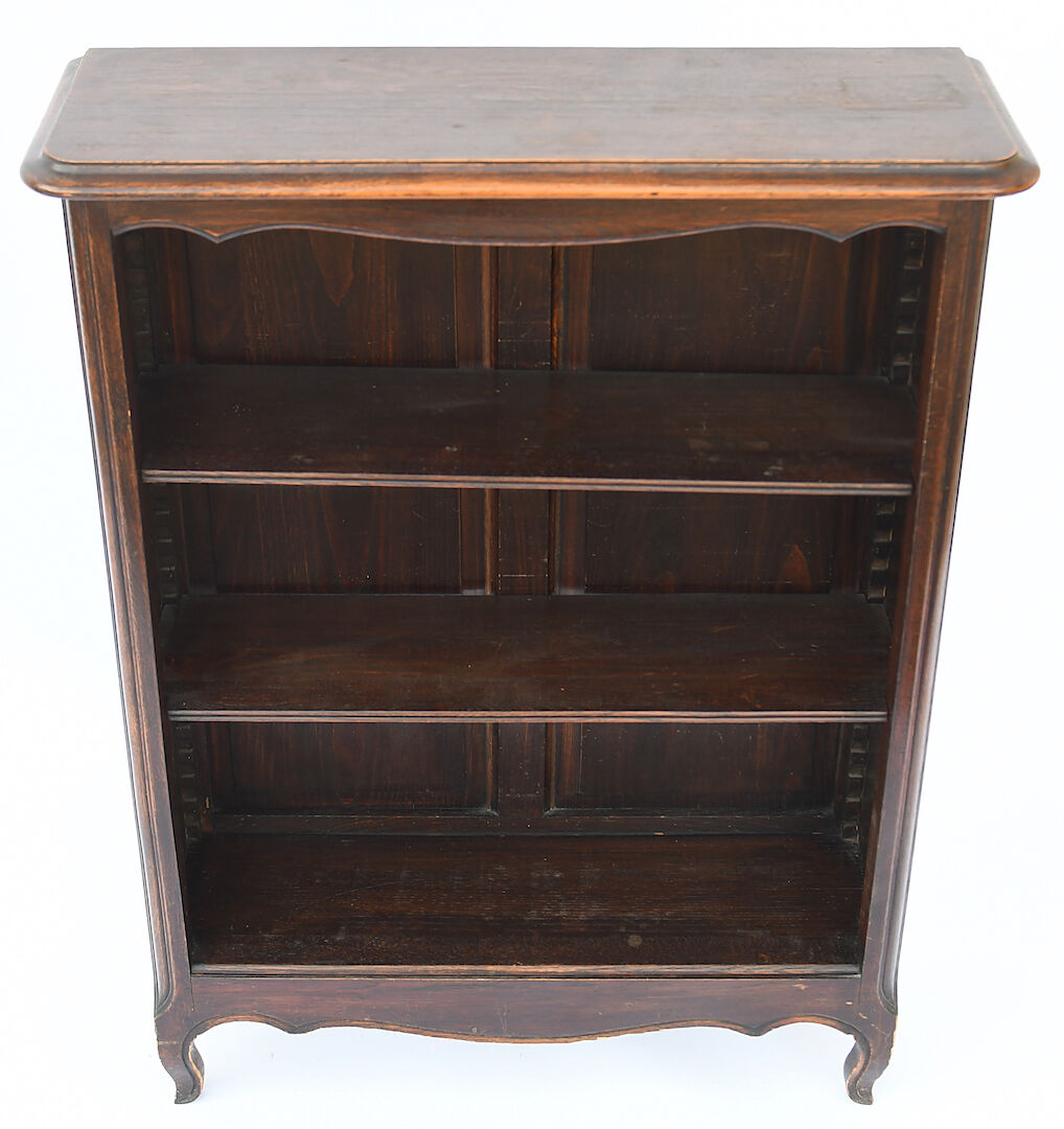 Oak bibus shelf