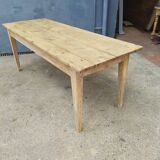 Farm table