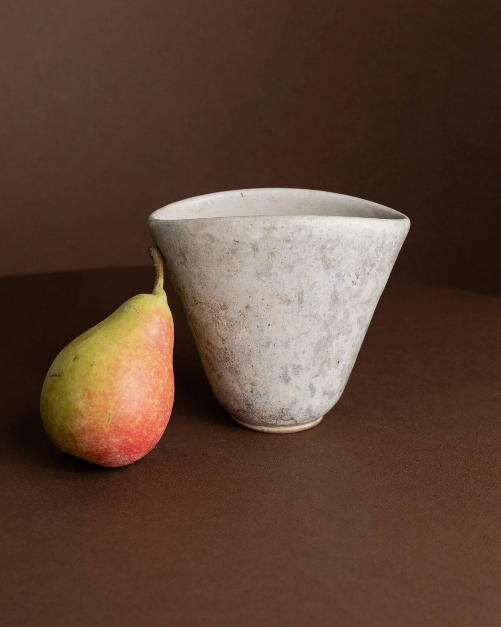 Vintage ceramic vase by Gerhard Meisel – pale off-white grey stoneware, handmade 1950s Stahnsdorf
