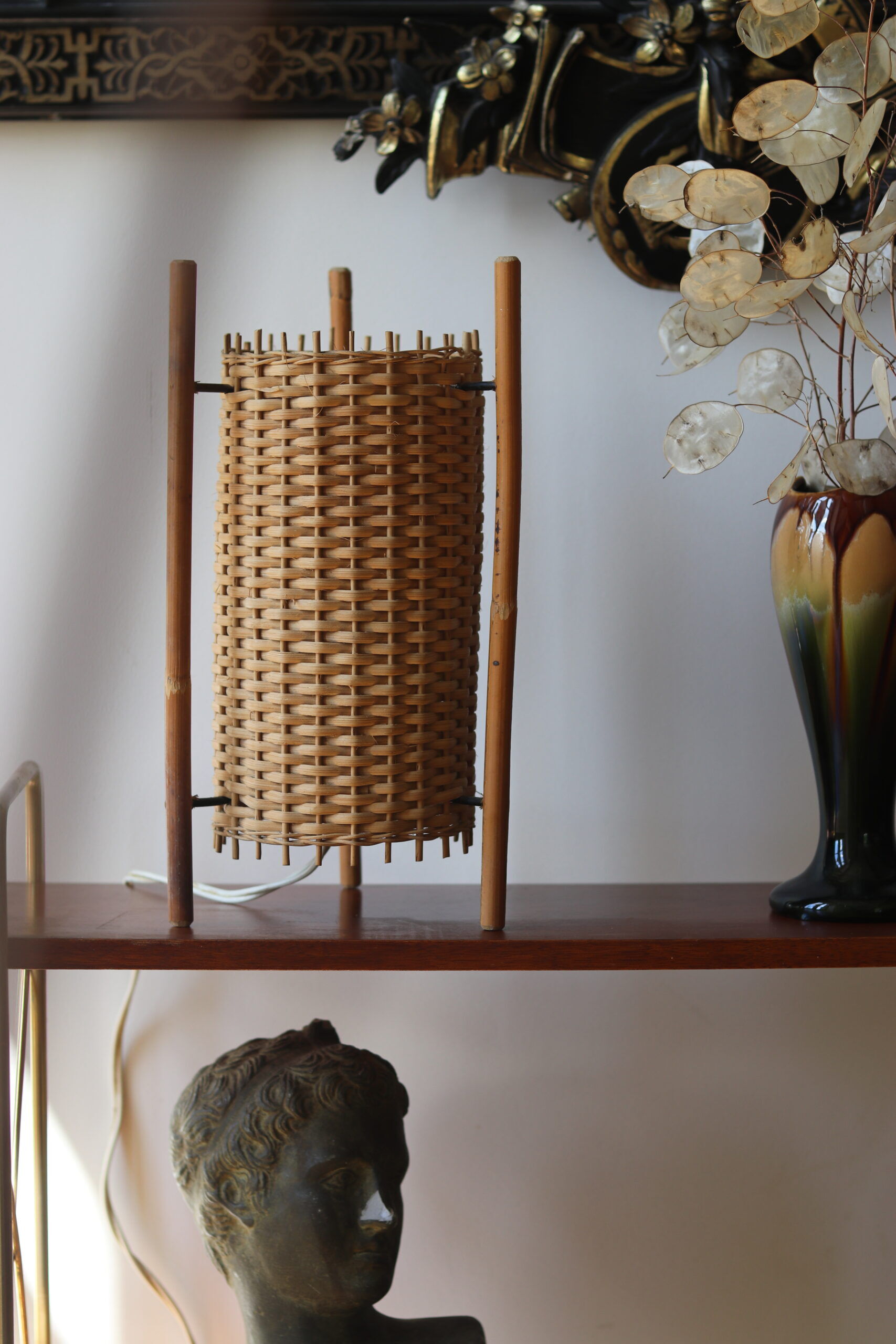 Lampe en rotin tressé des années 60