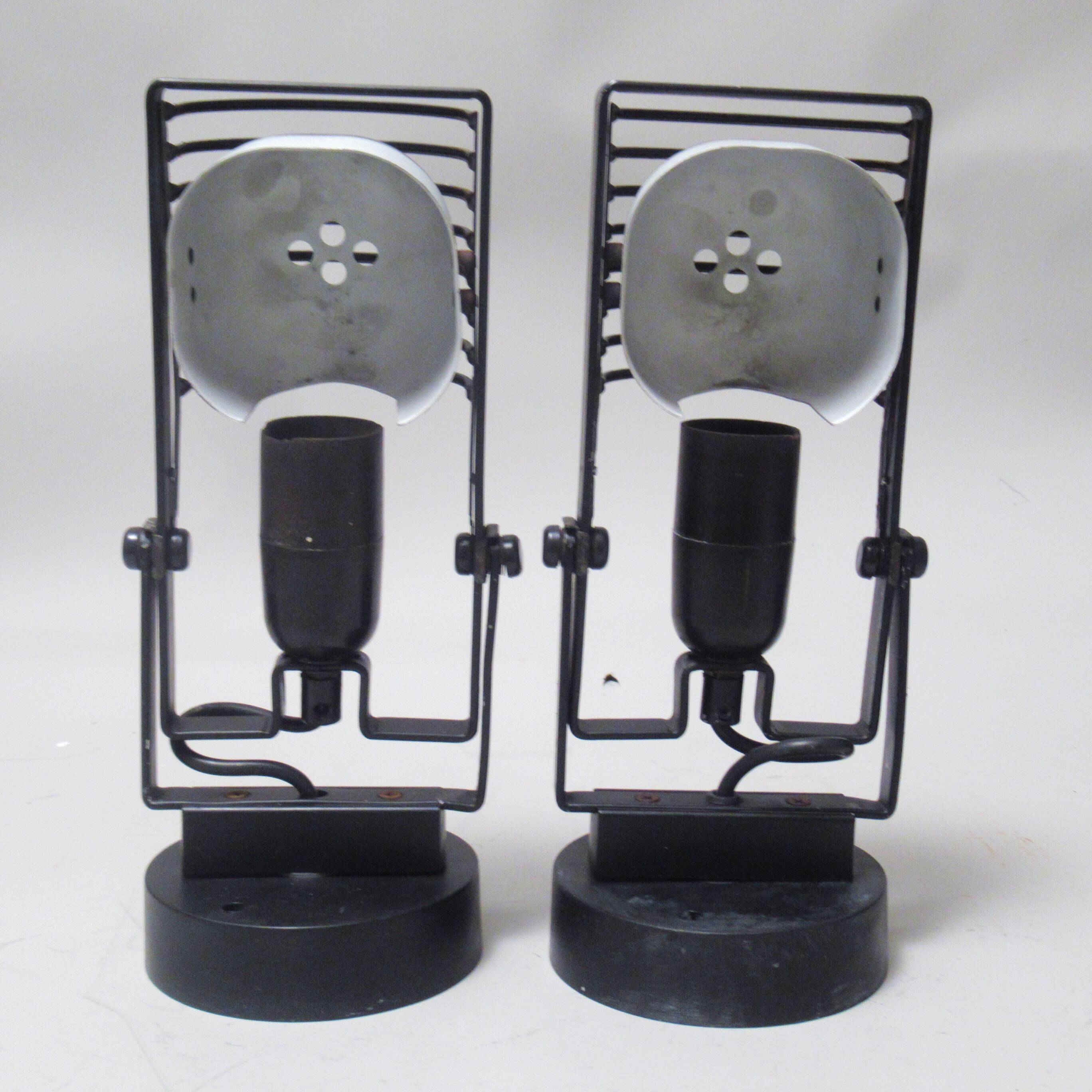 Pair of Sintesi Ernesto Gismondi Artemide wall lights 1975
