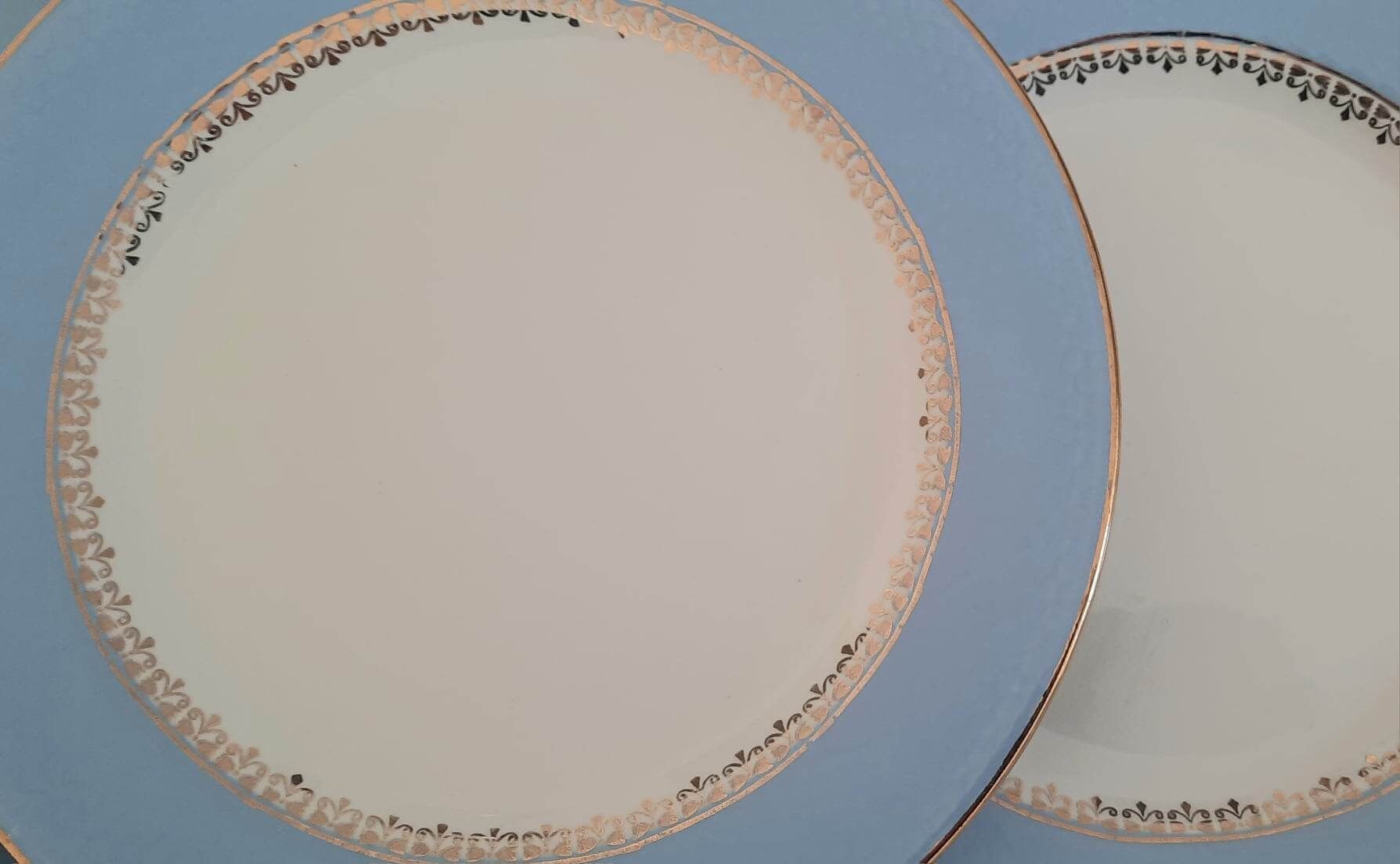 Flat Plates in Faience Café Gilbert by Moulin des Loups Vintage