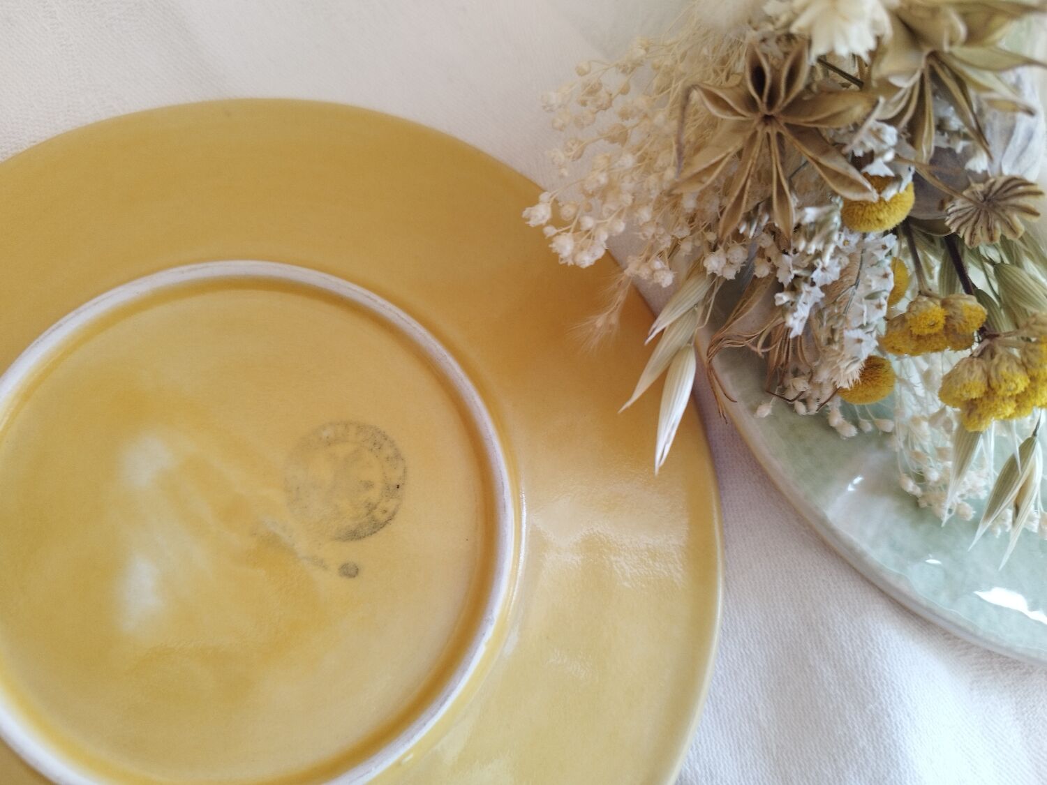 Duo de petites assiettes barbotine