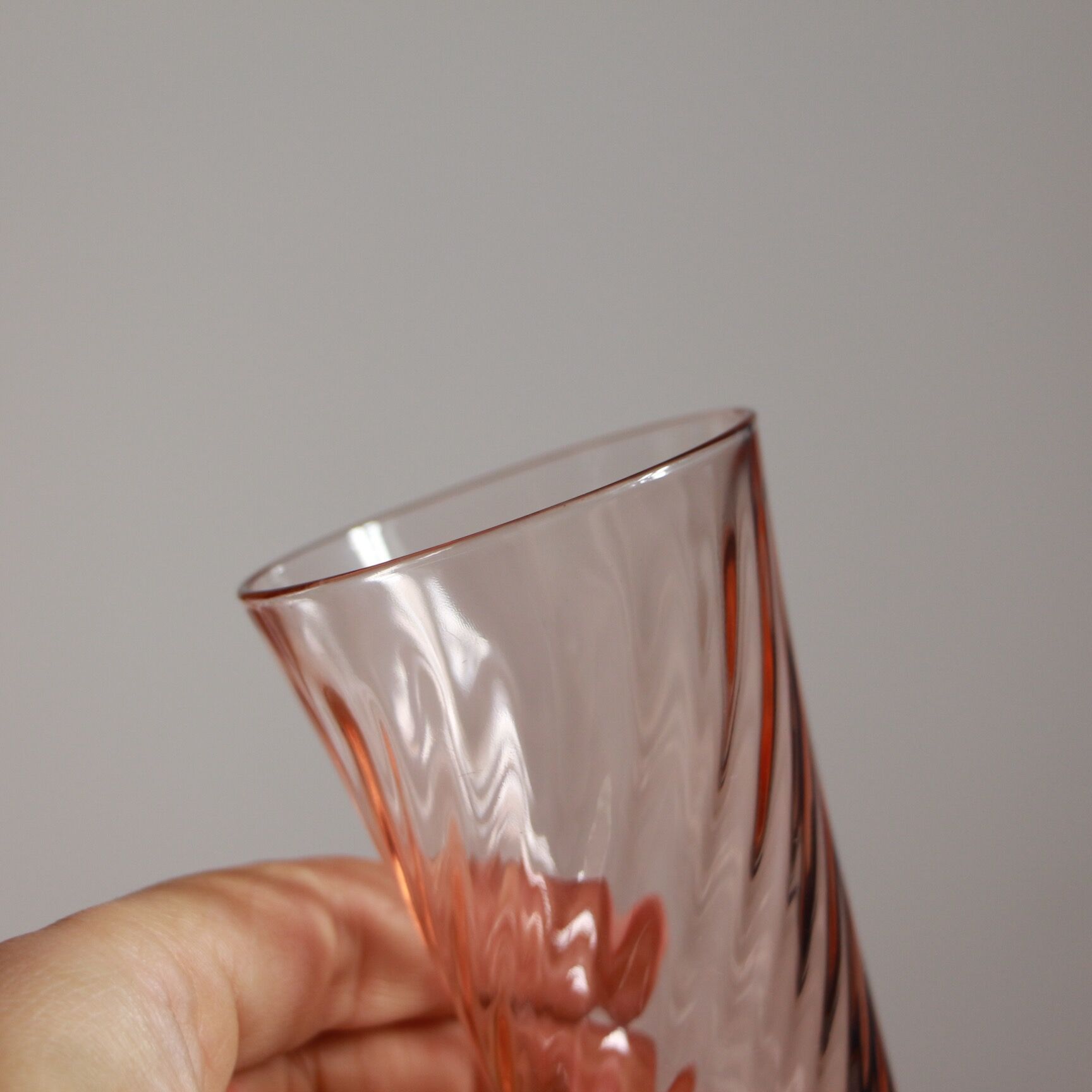 20 pink glass champagne flutes