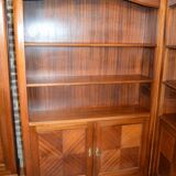 Open mahogany corner bookcase