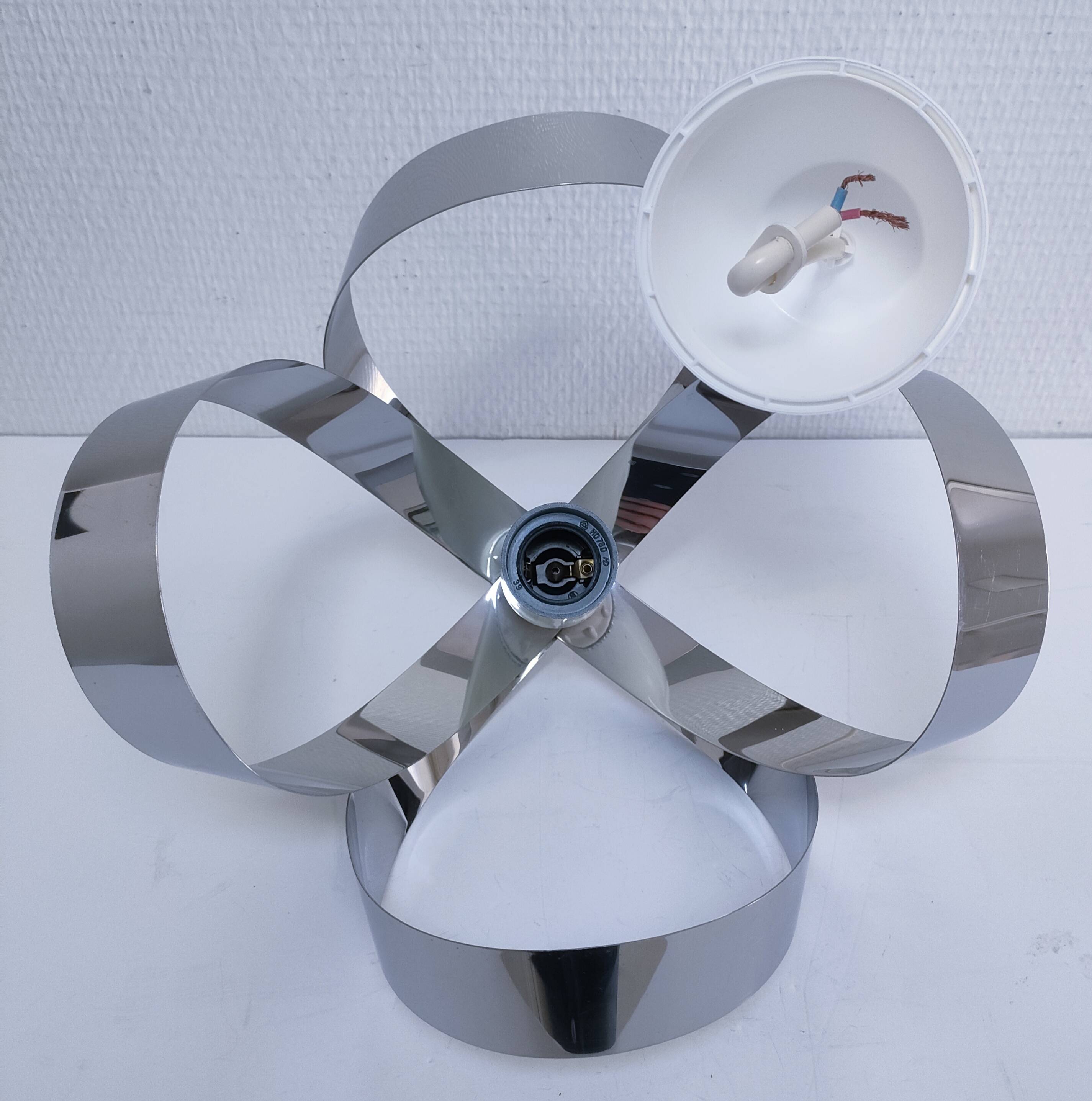 Suspension fleur inox années 70