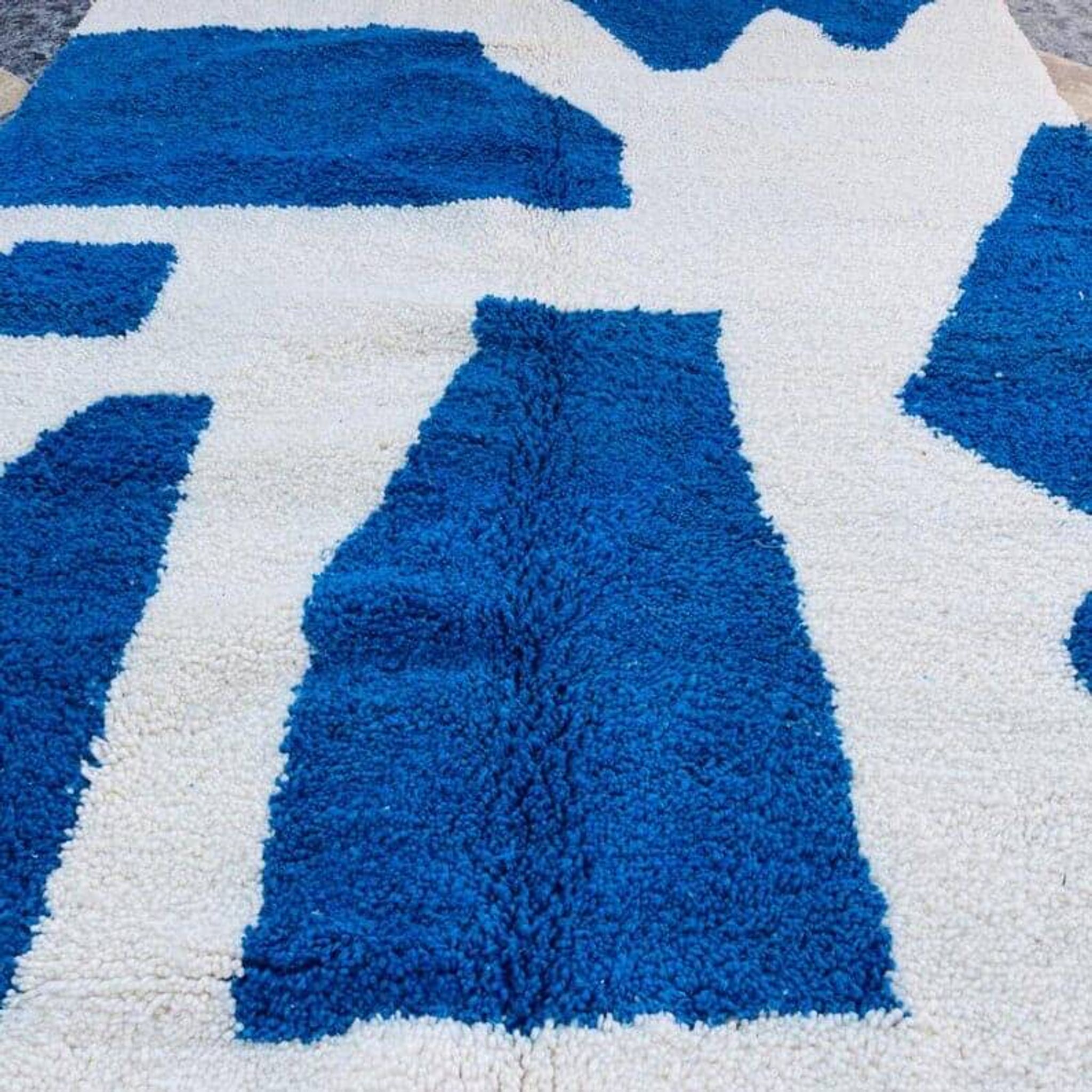 Tapis beni mrirt bleu fait main