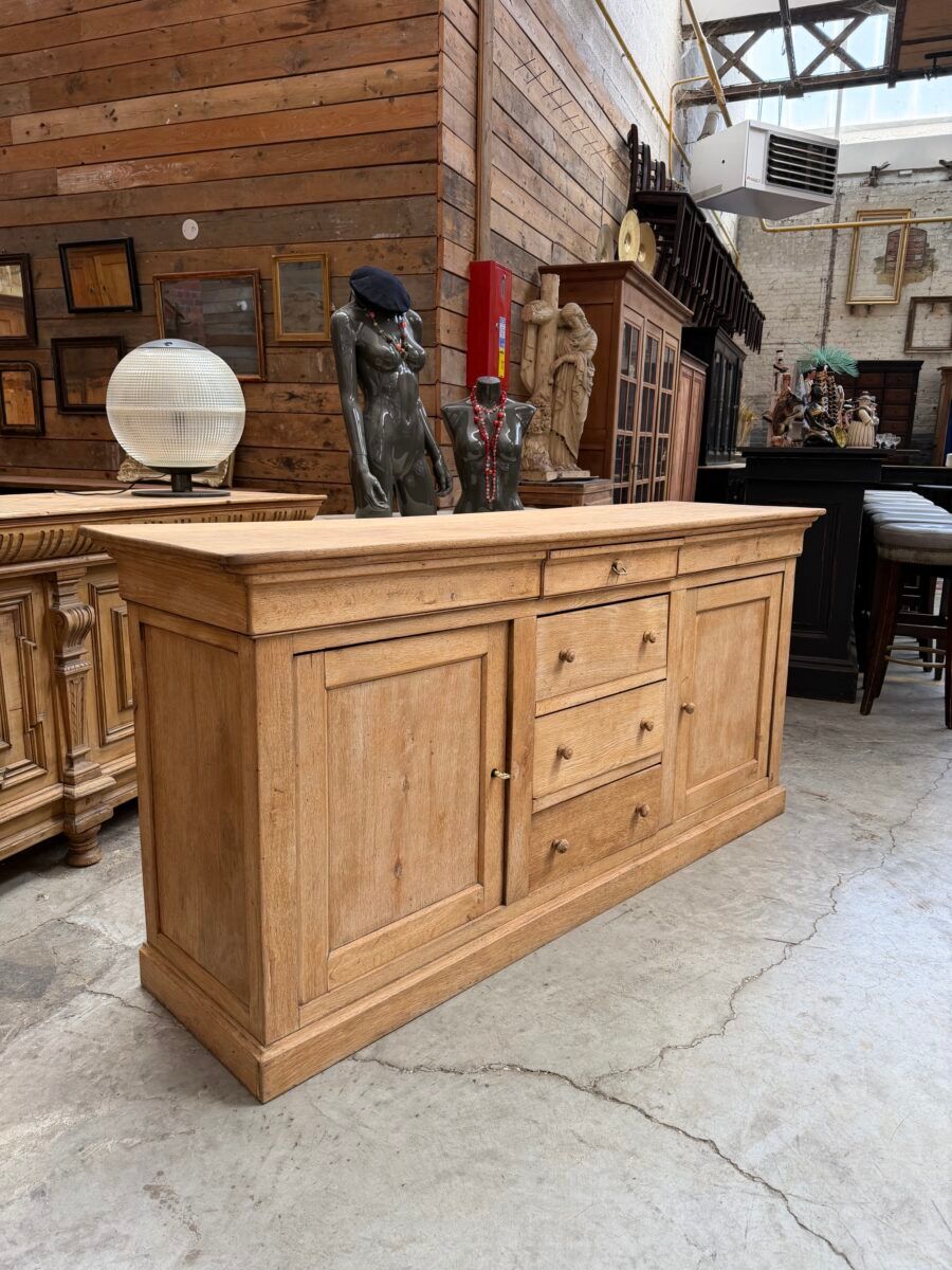 Enfilade in solid raw oak from the 19th century.