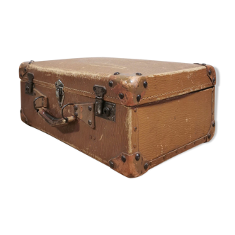 Vintage camel cardboard case