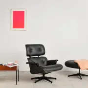 Lounge Chair and ottoman in black leather by Charles & Ray Eames, Vitra
