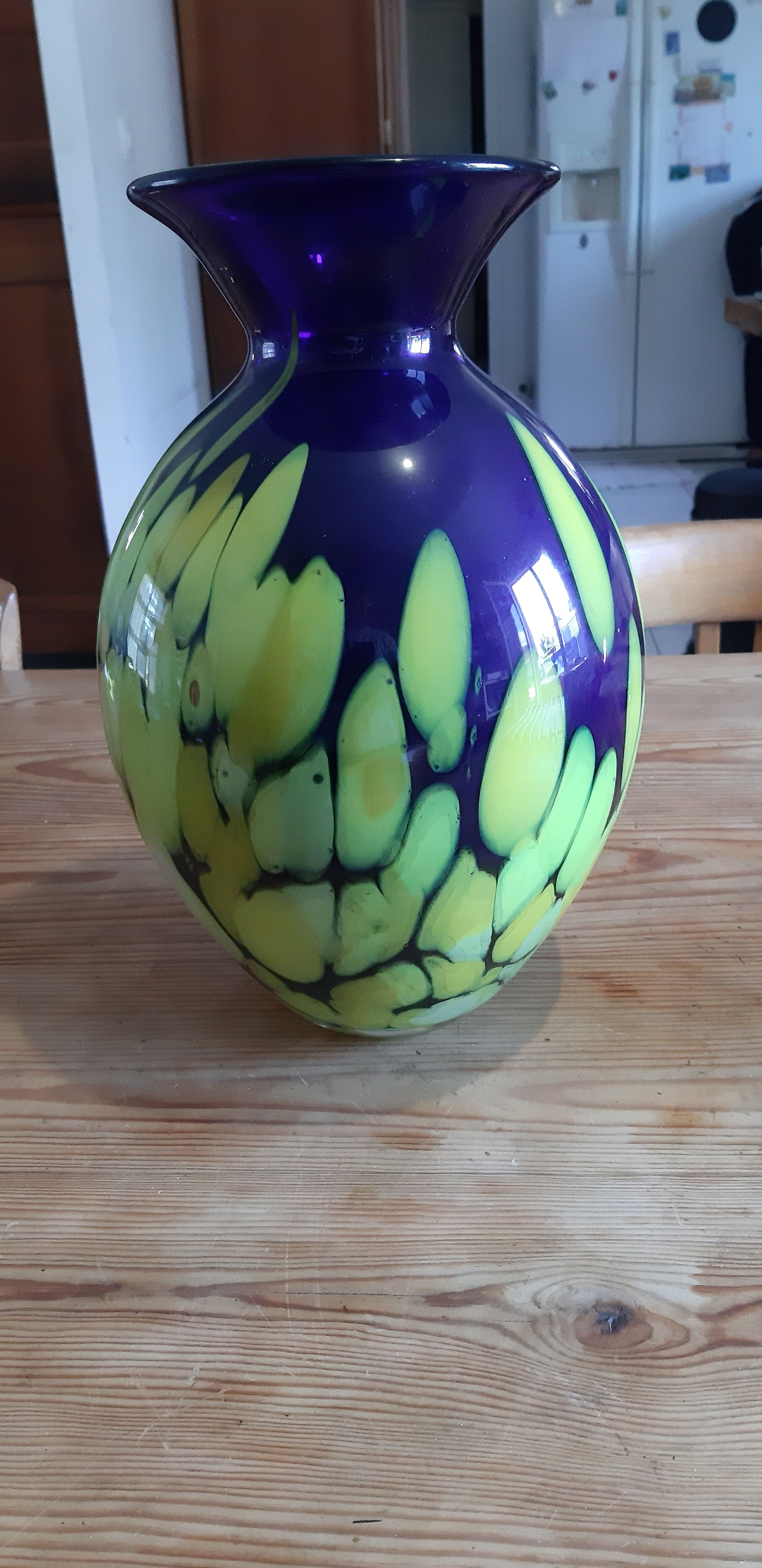Bi-color blown glass vase