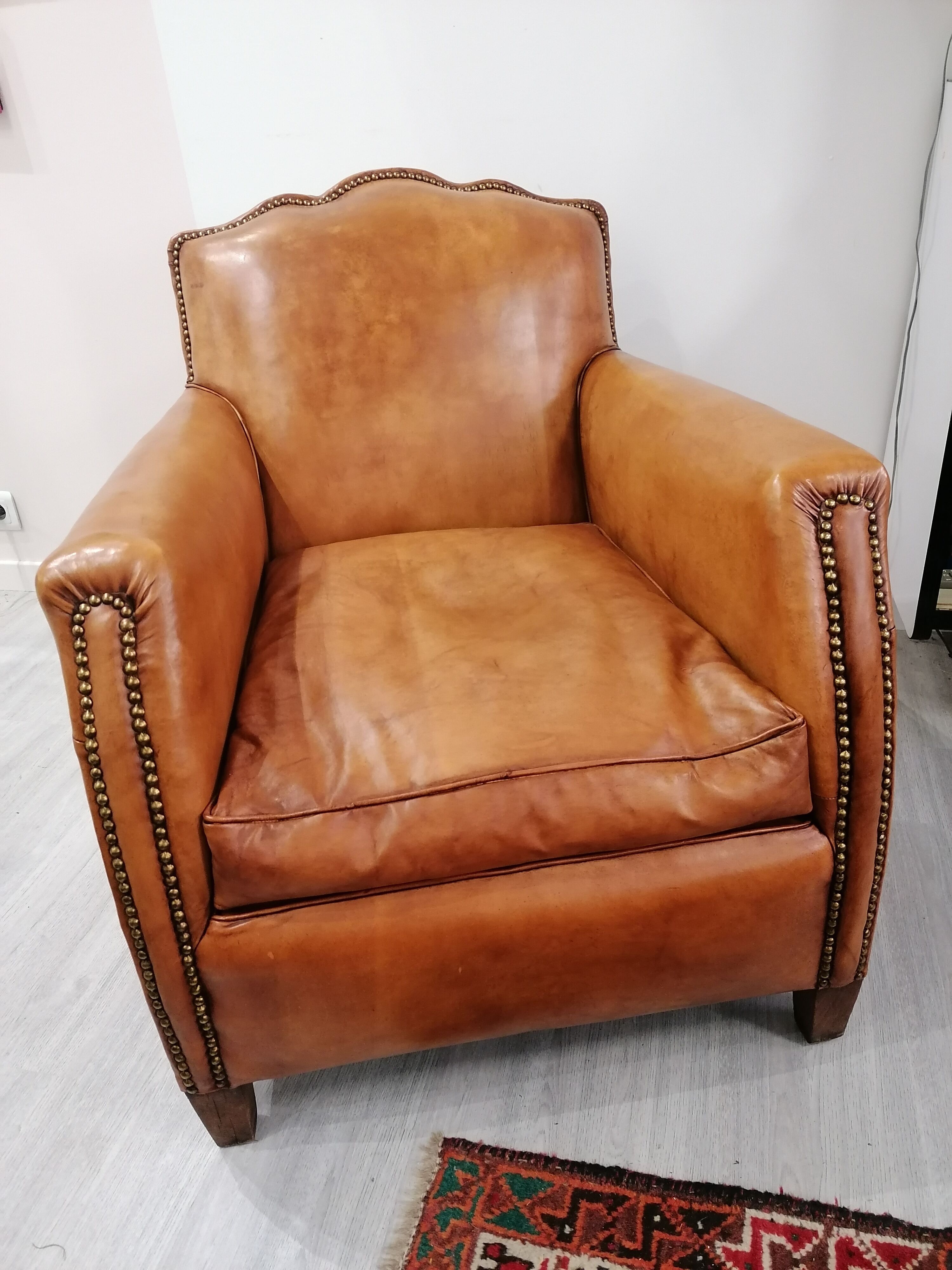 Leather club chair, fully restored
