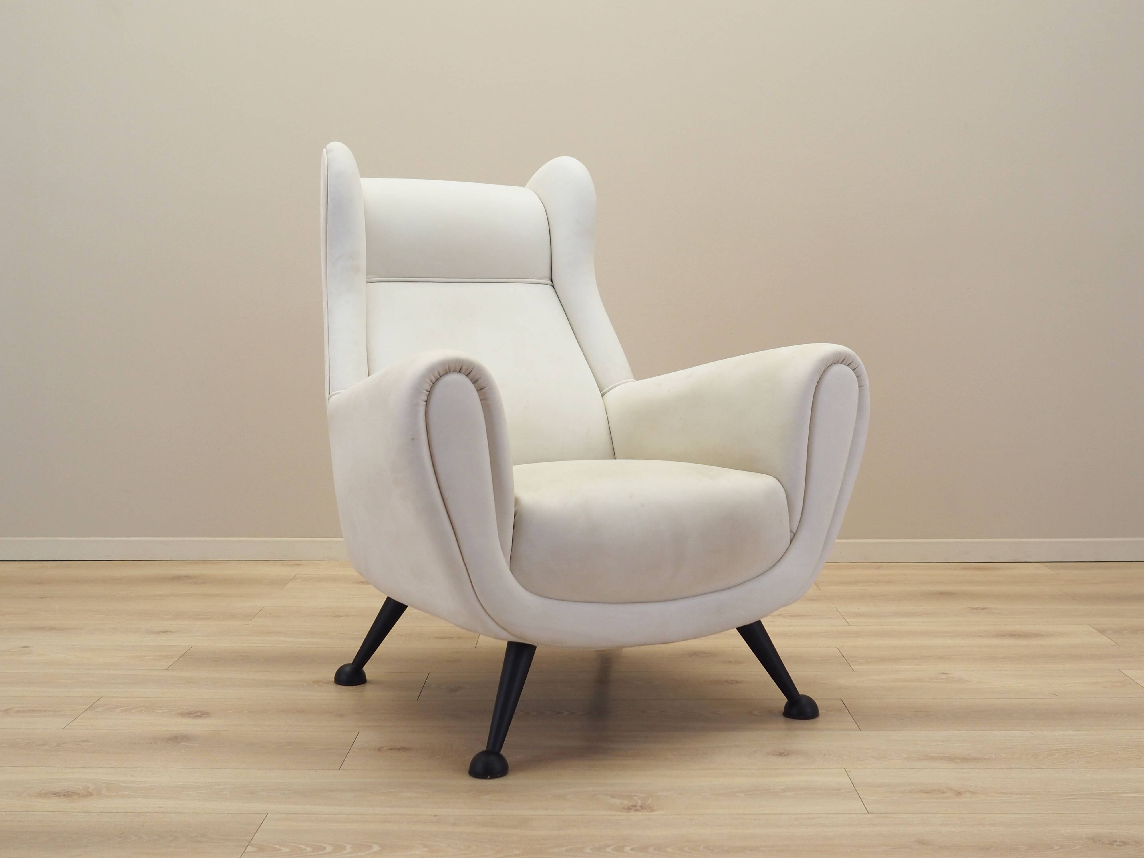 Lounge armchair, Italian design, 1980s, production: Italy